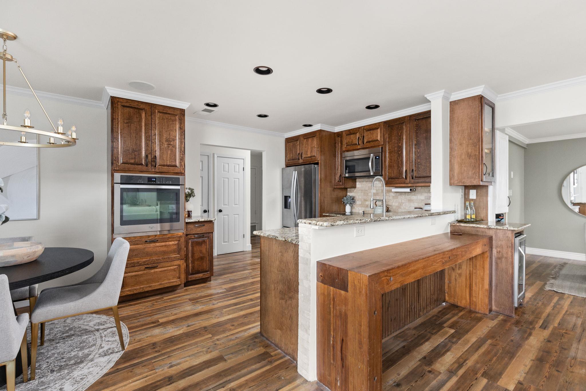 2710 Thrushwood Dr, Austin, TX 78757