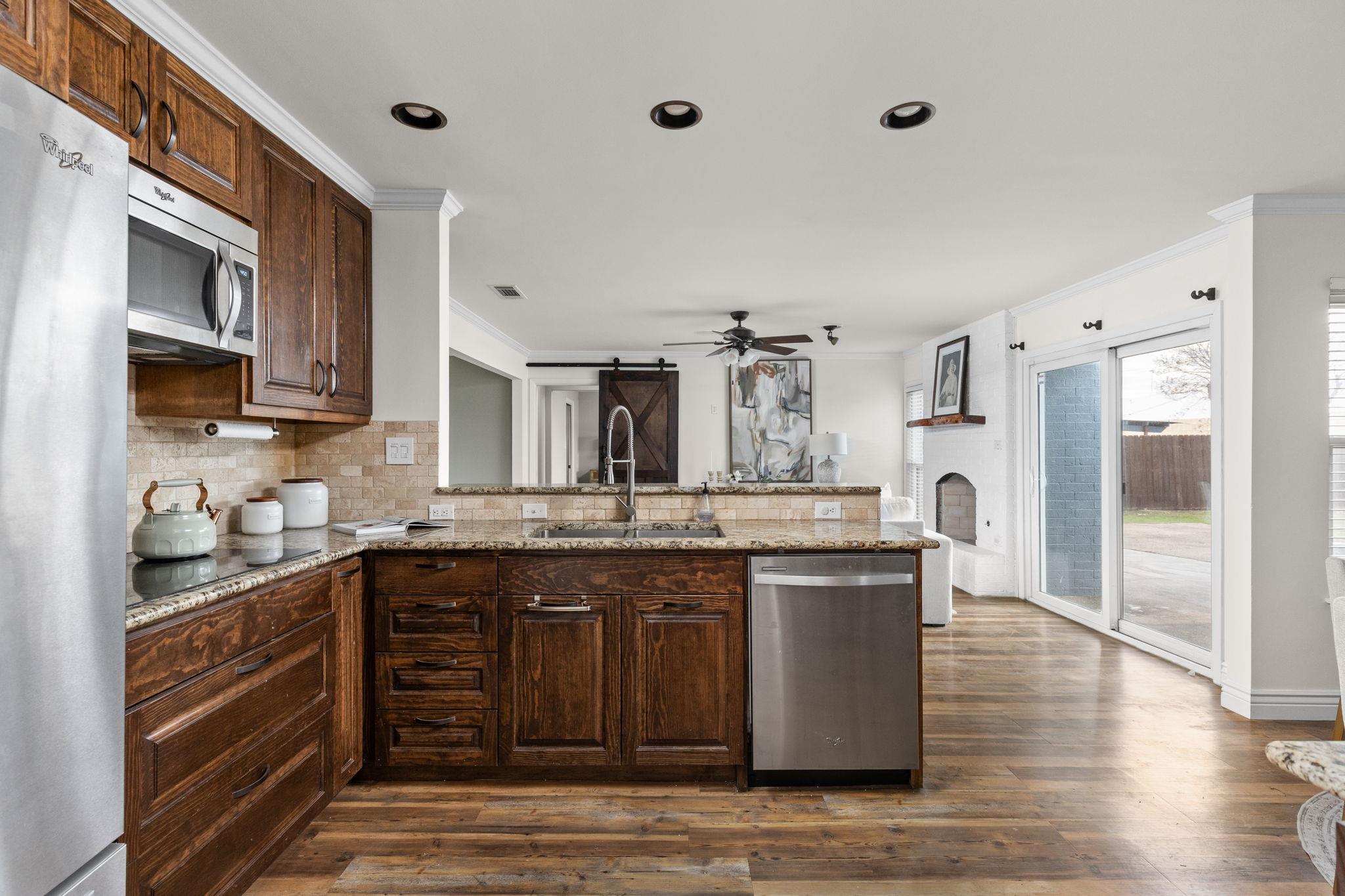 2710 Thrushwood Dr, Austin, TX 78757