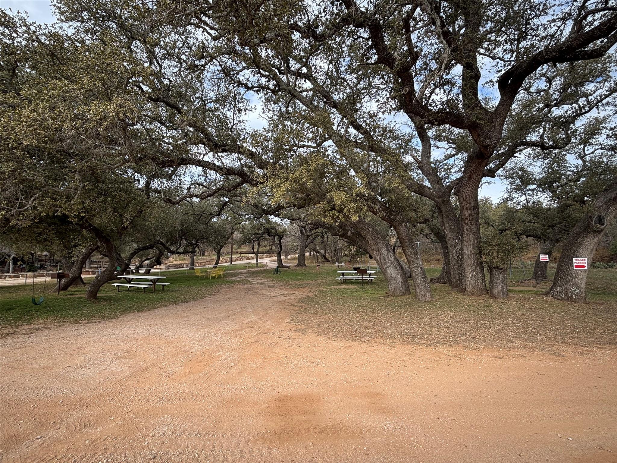 303 S Oak Ln, Burnet, TX 78611