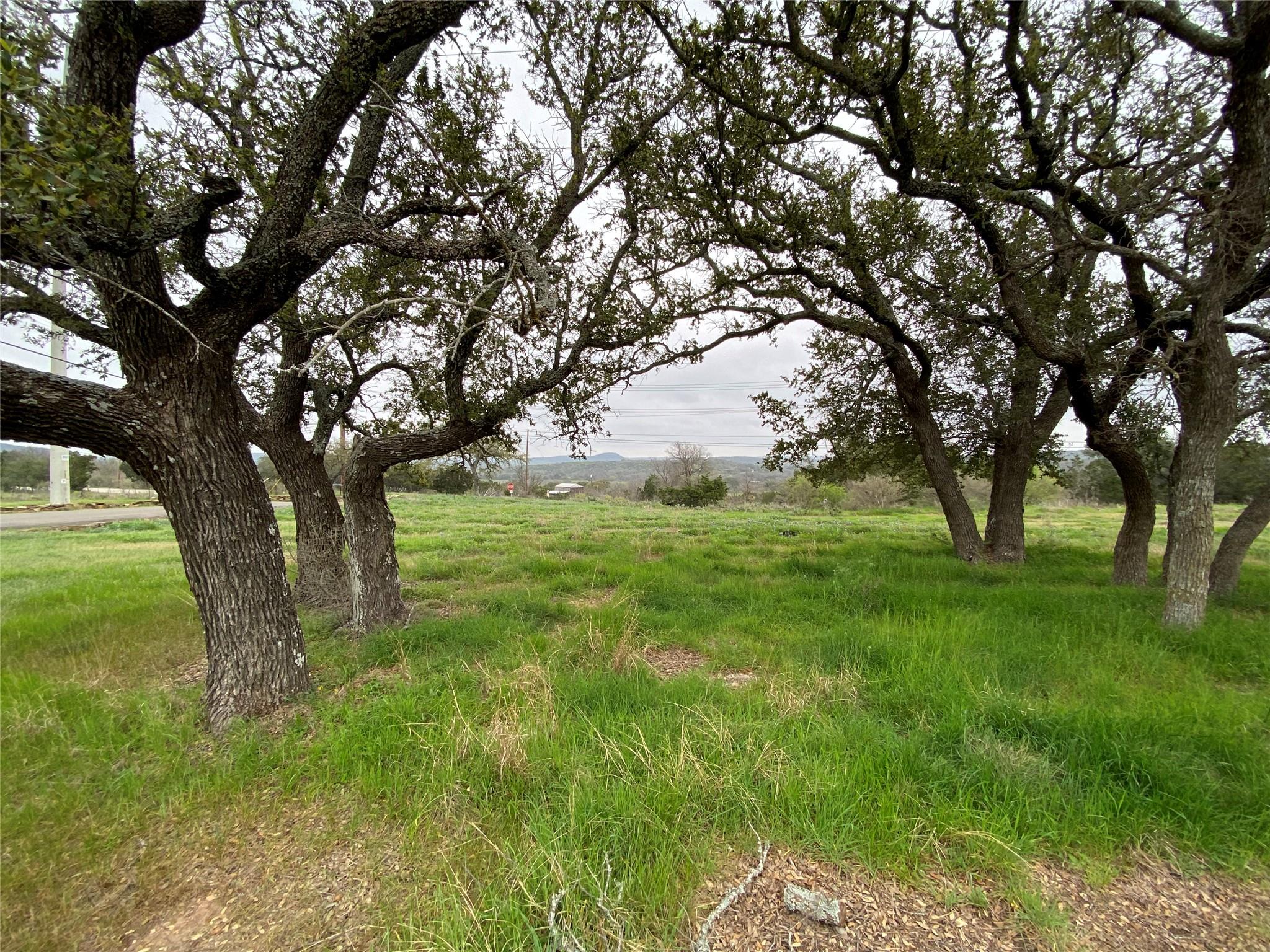 303 S Oak Ln, Burnet, TX 78611