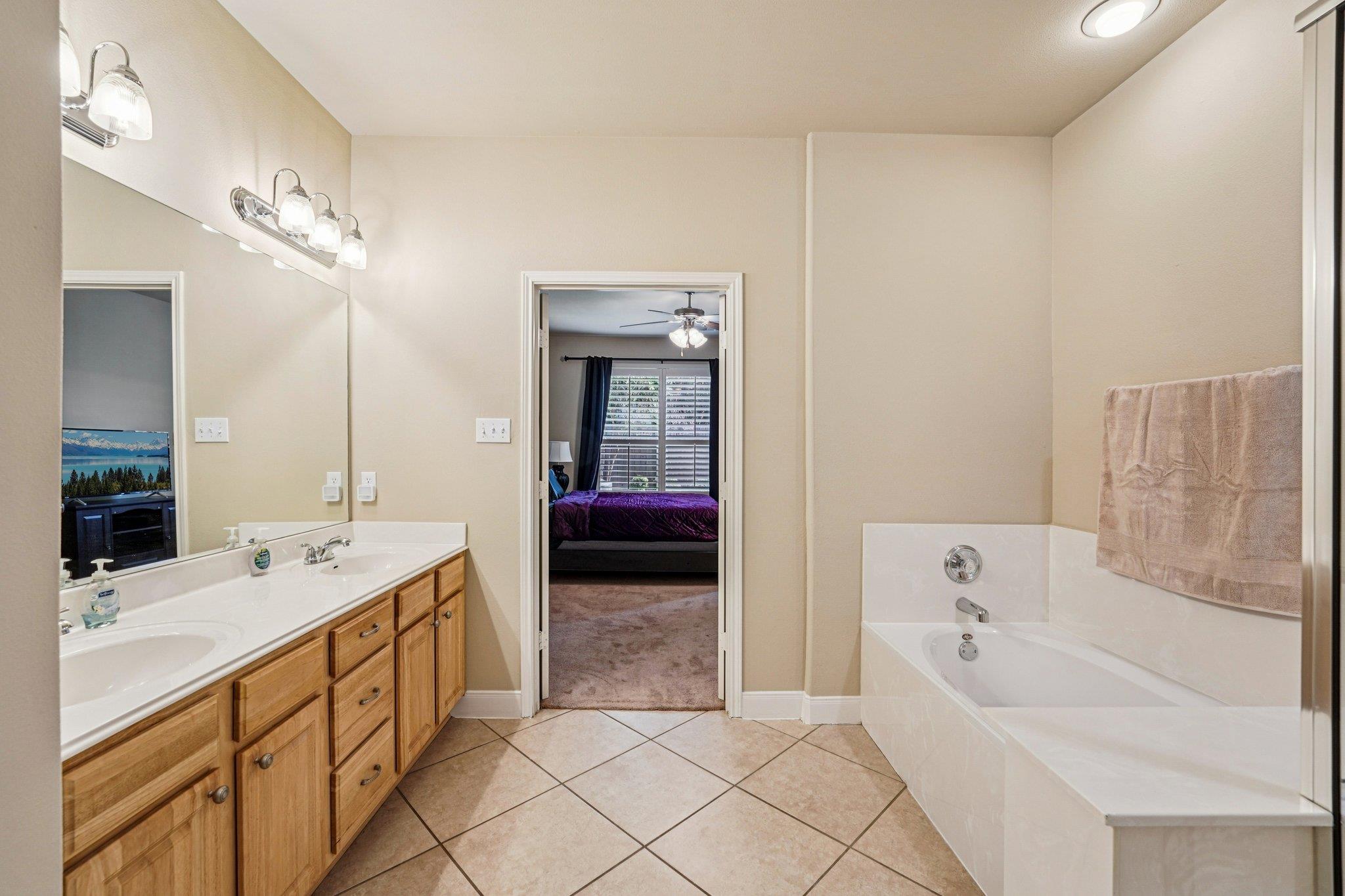 2210 Onion Creek Pkwy # 1104, Austin, TX 78747