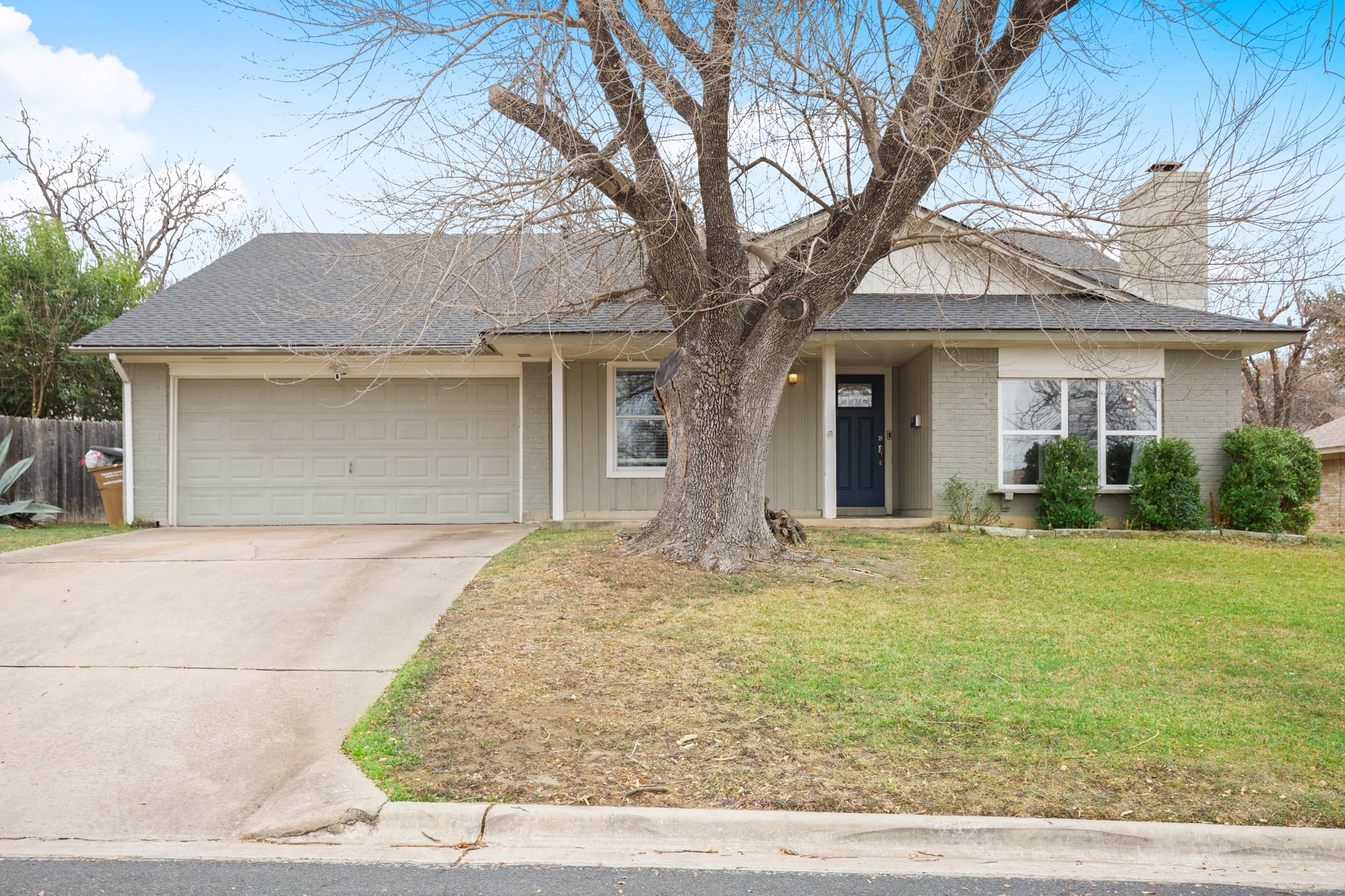 7404 Barcelona Dr, Austin, TX 78752