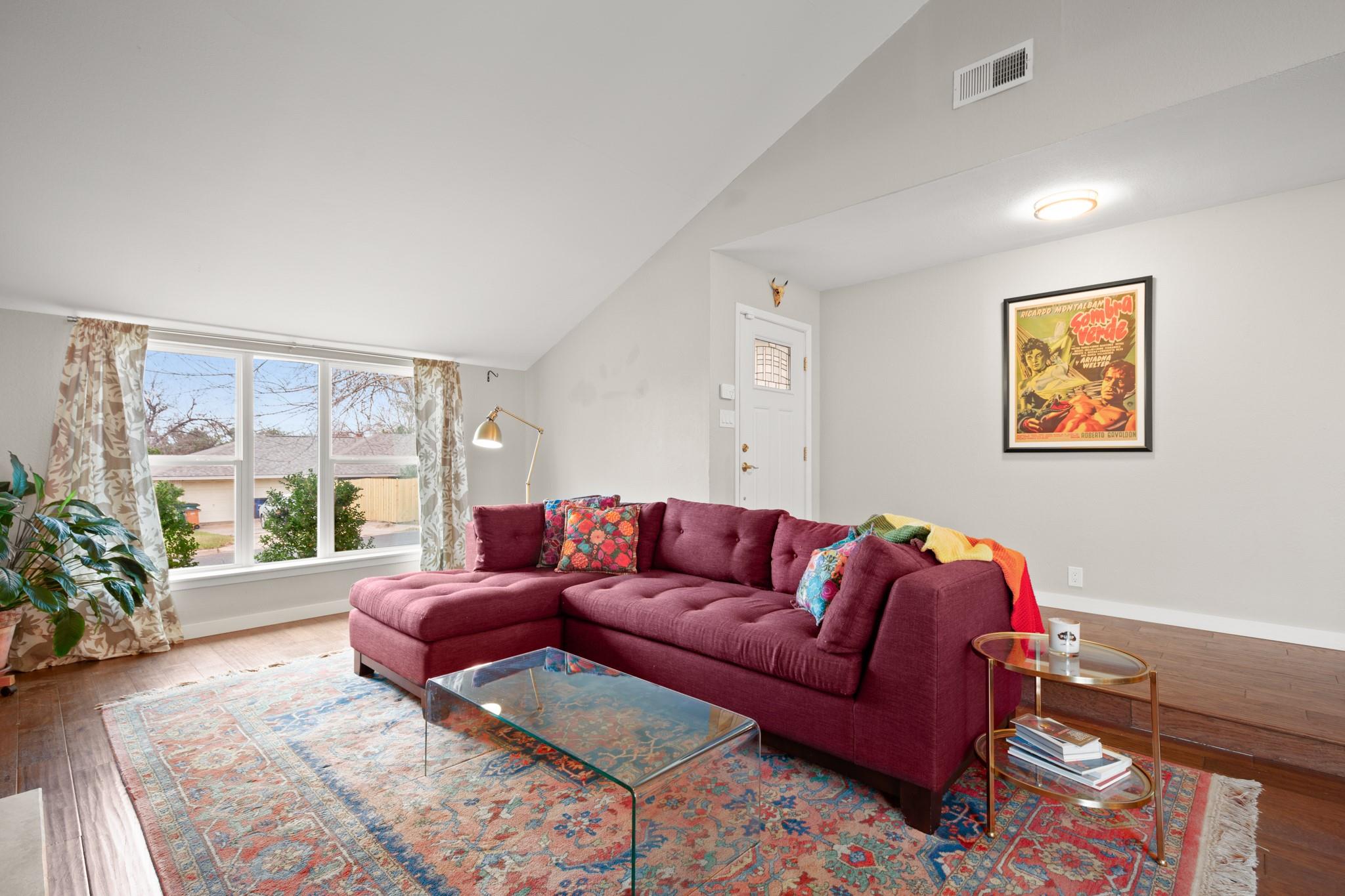 7404 Barcelona Dr, Austin, TX 78752