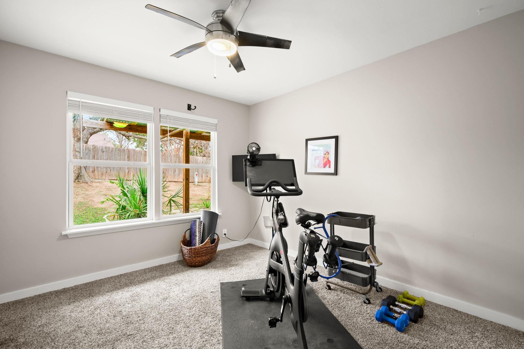 7404 Barcelona Dr, Austin, TX 78752