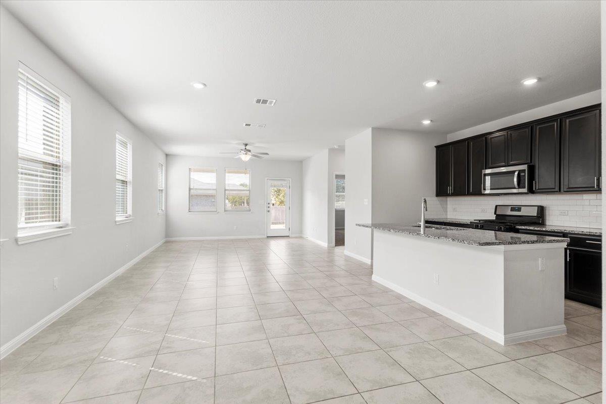 105 Otella St, Georgetown, TX 78628