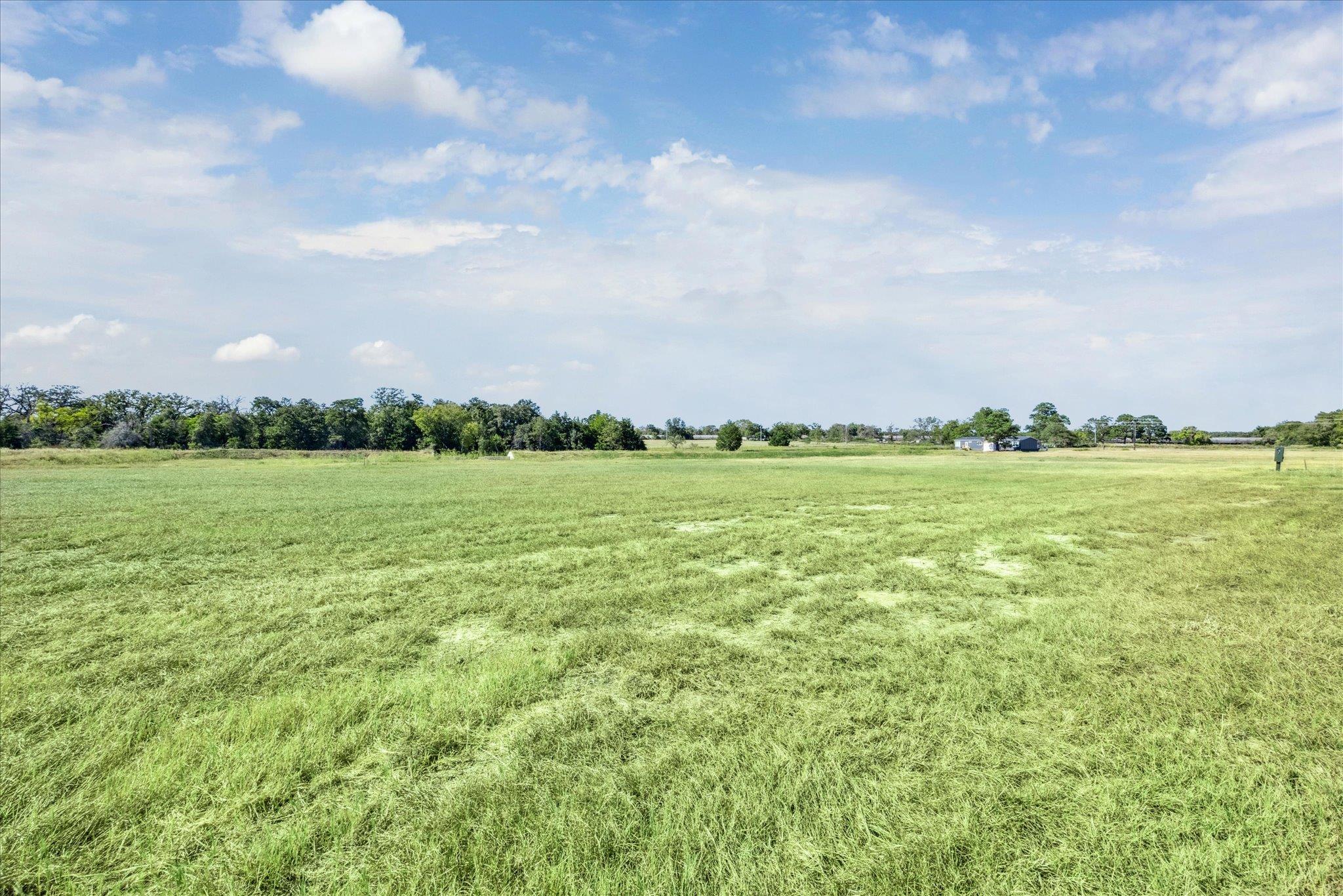 137 Waterbuck Way, Rosanky, TX 78953