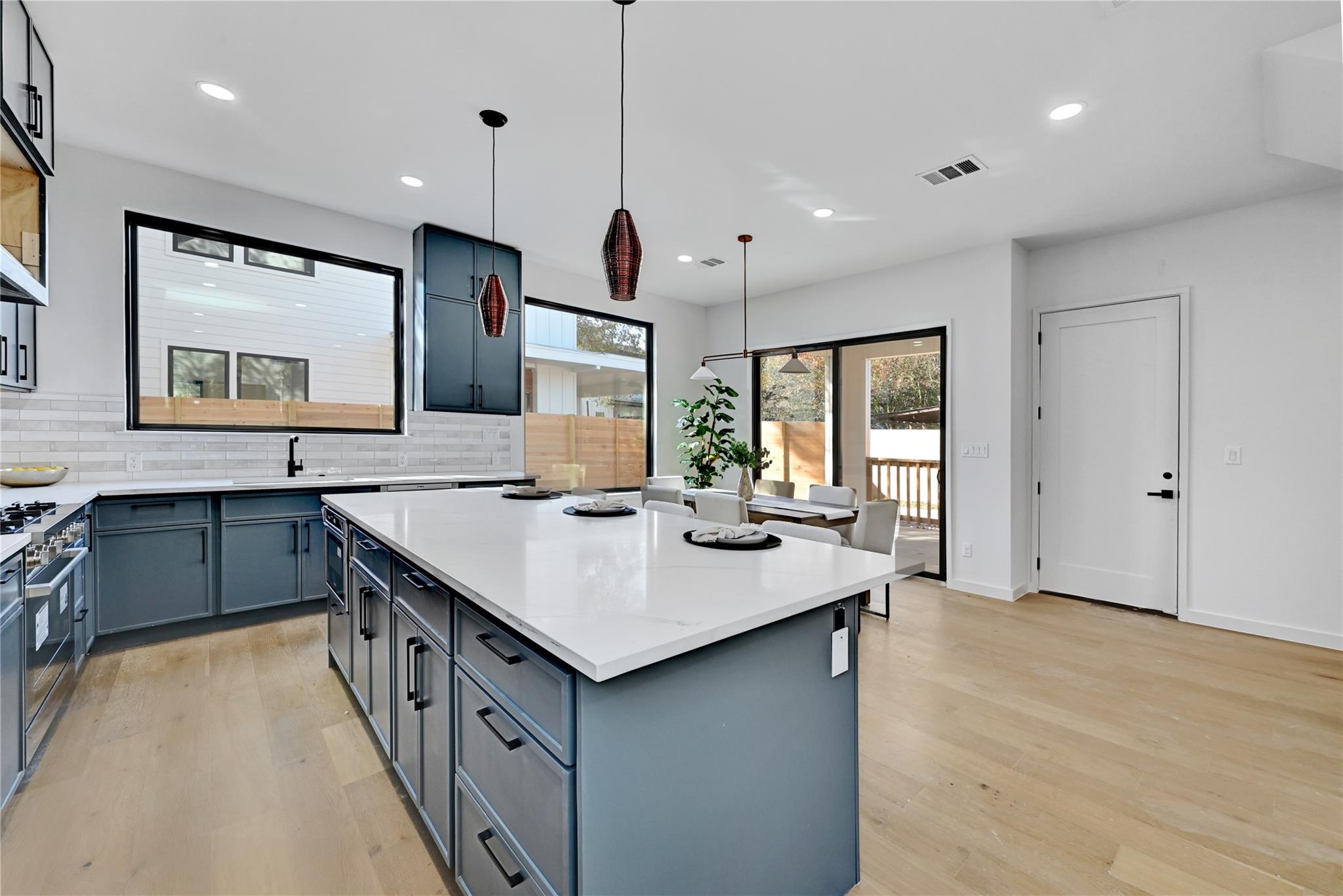 2717 Lyons Rd # 1, Austin, TX 78702