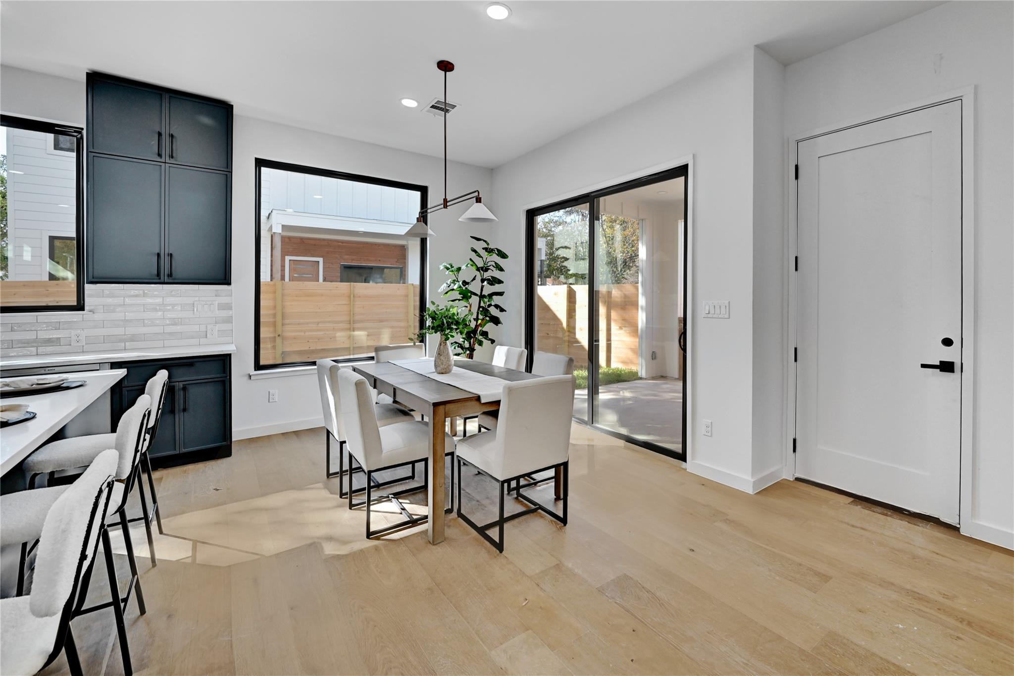 2717 Lyons Rd # 1, Austin, TX 78702