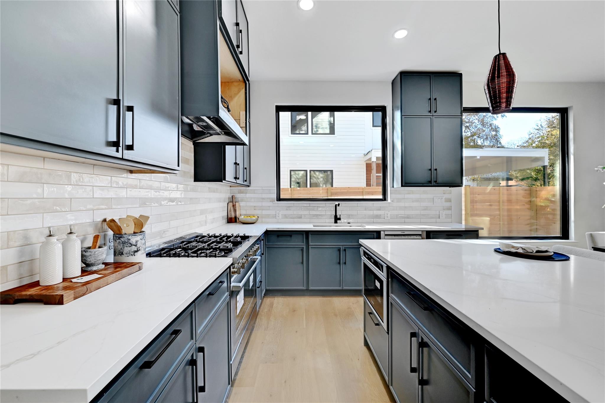 2717 Lyons Rd # 1, Austin, TX 78702