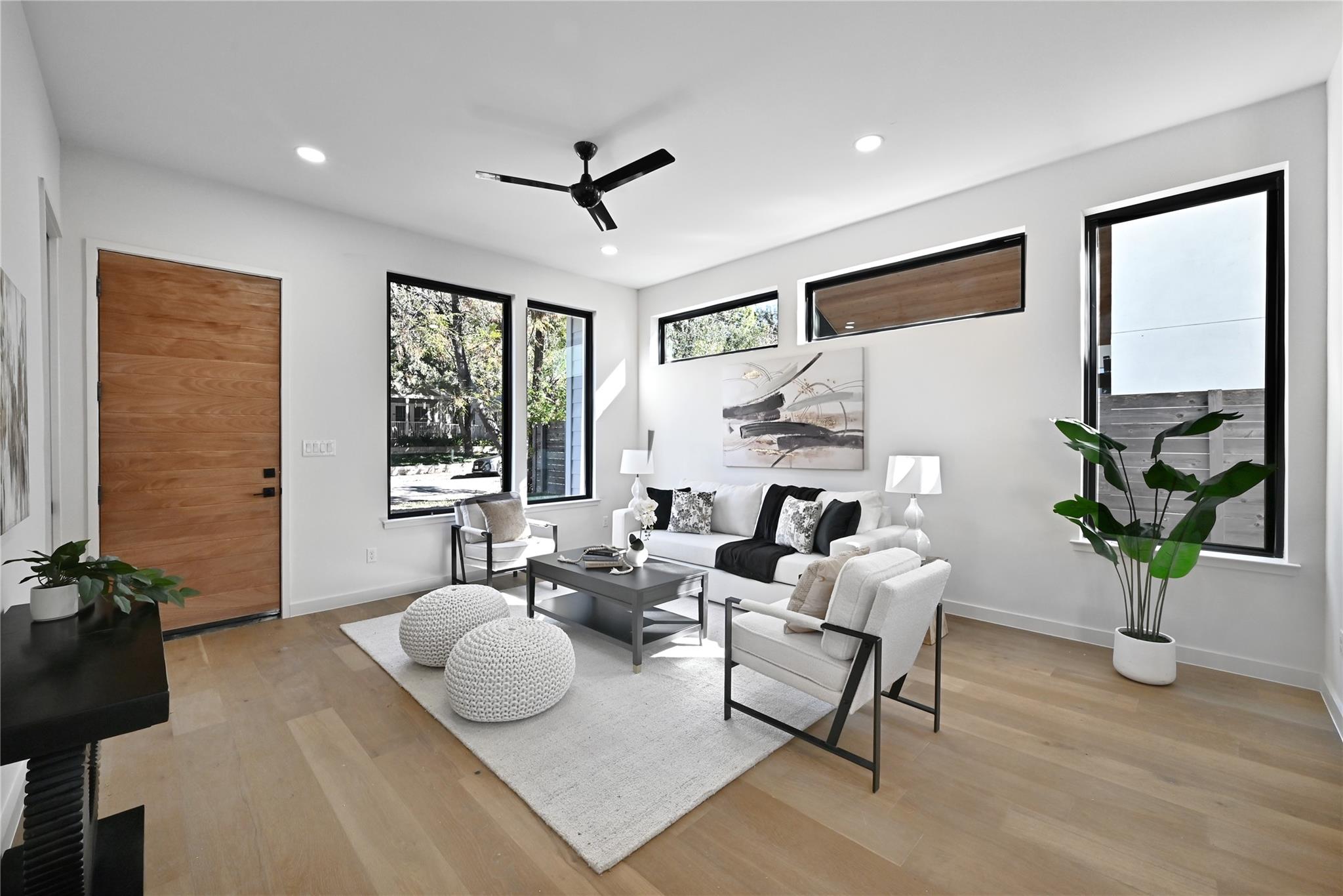 2717 Lyons Rd # 1, Austin, TX 78702