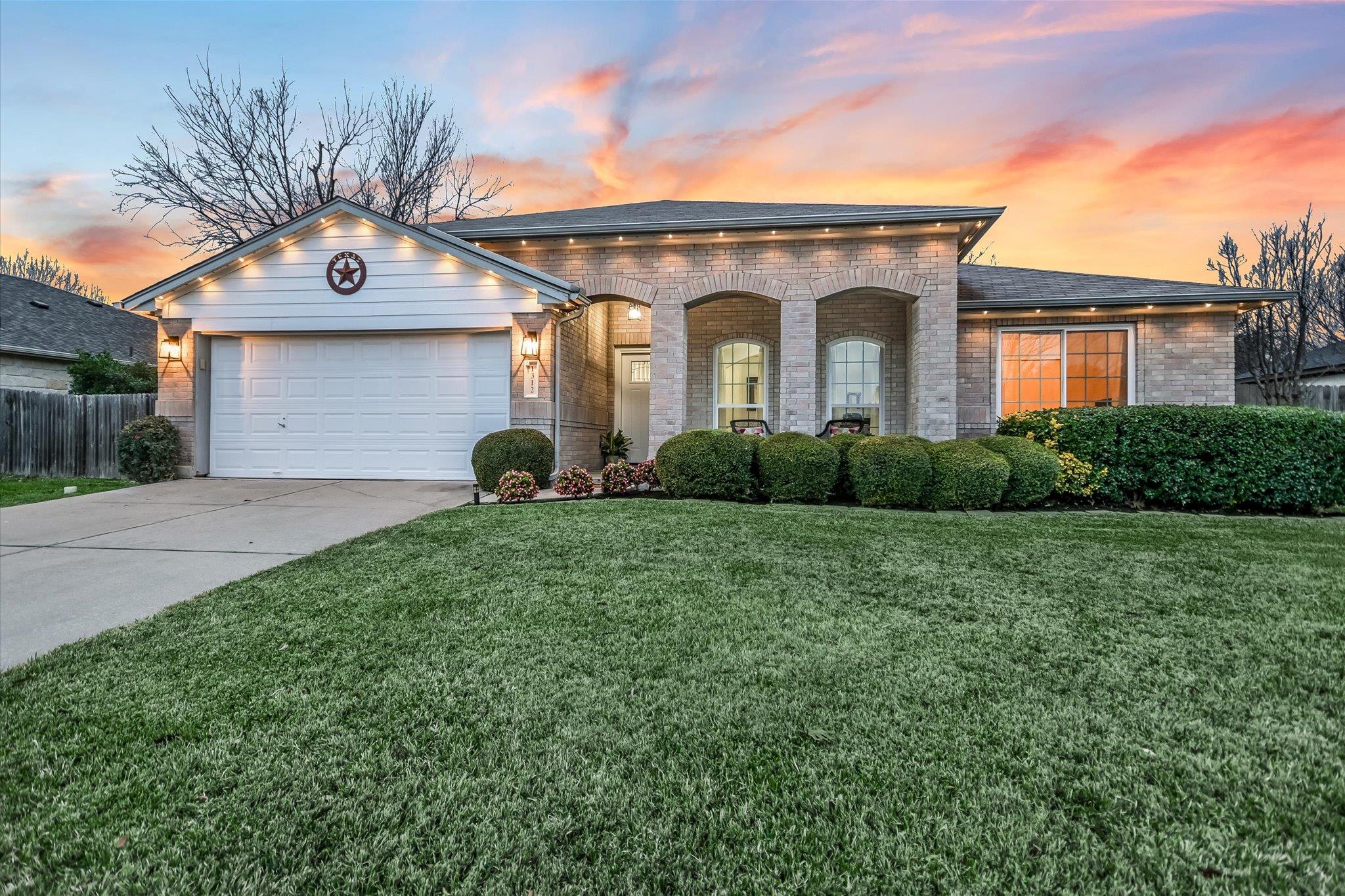 1312 Pigeon View St, Round Rock, TX 78665