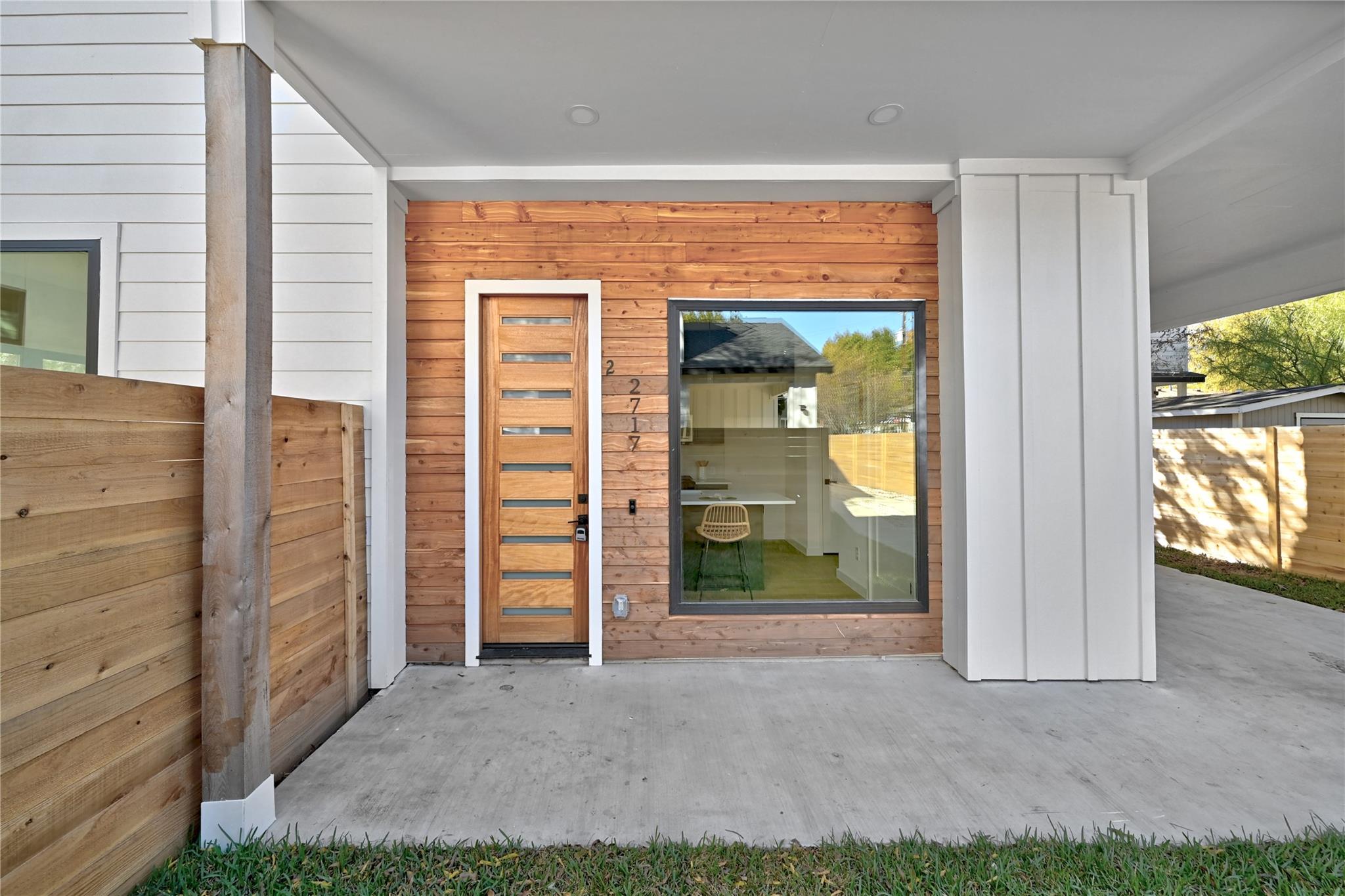 2717 Lyons Rd # 2, Austin, TX 78702