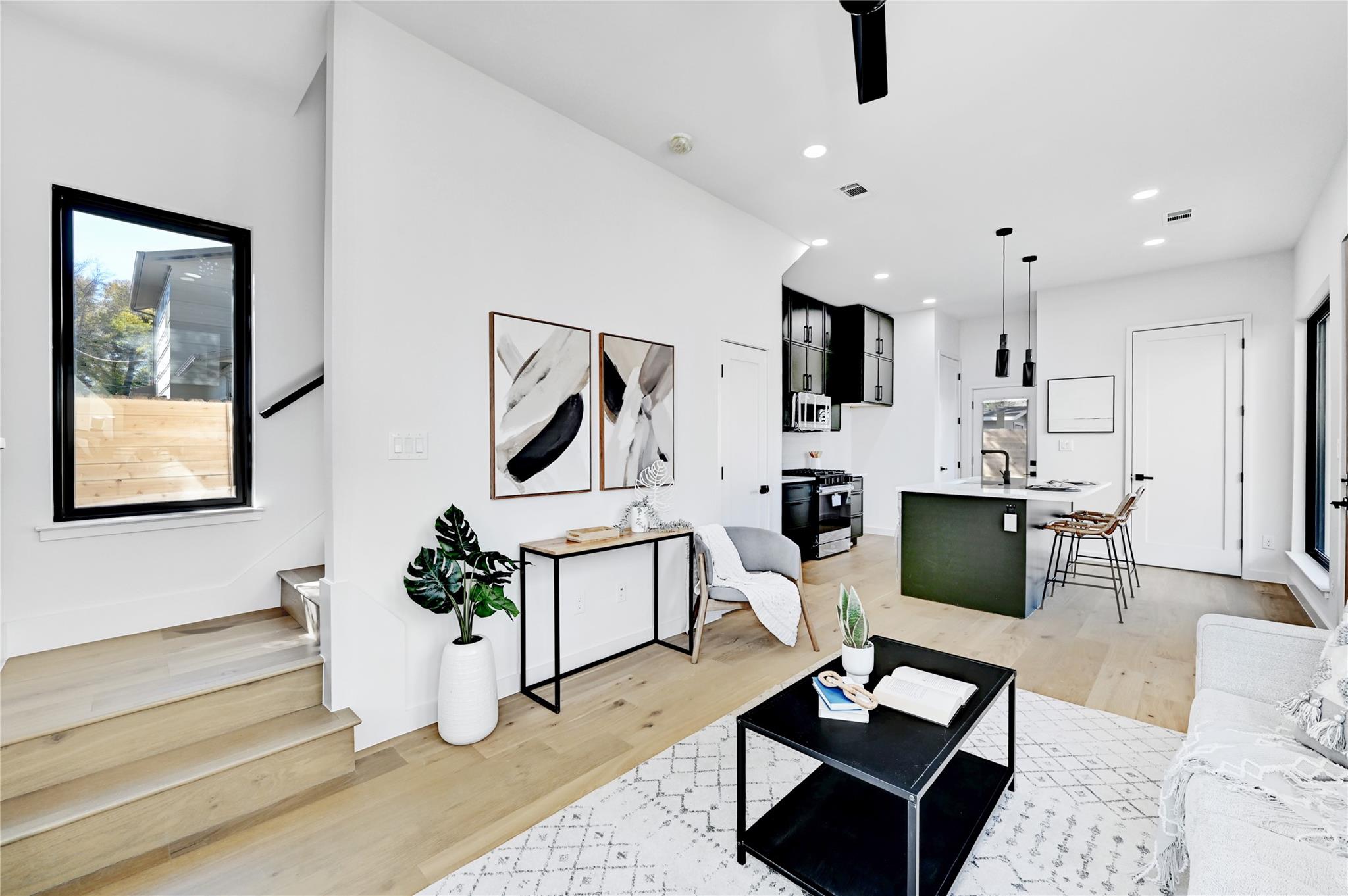 2717 Lyons Rd # 2, Austin, TX 78702