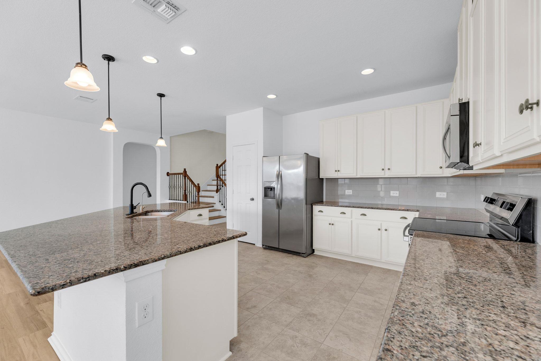 270 Apricot Dr, Kyle, TX 78640