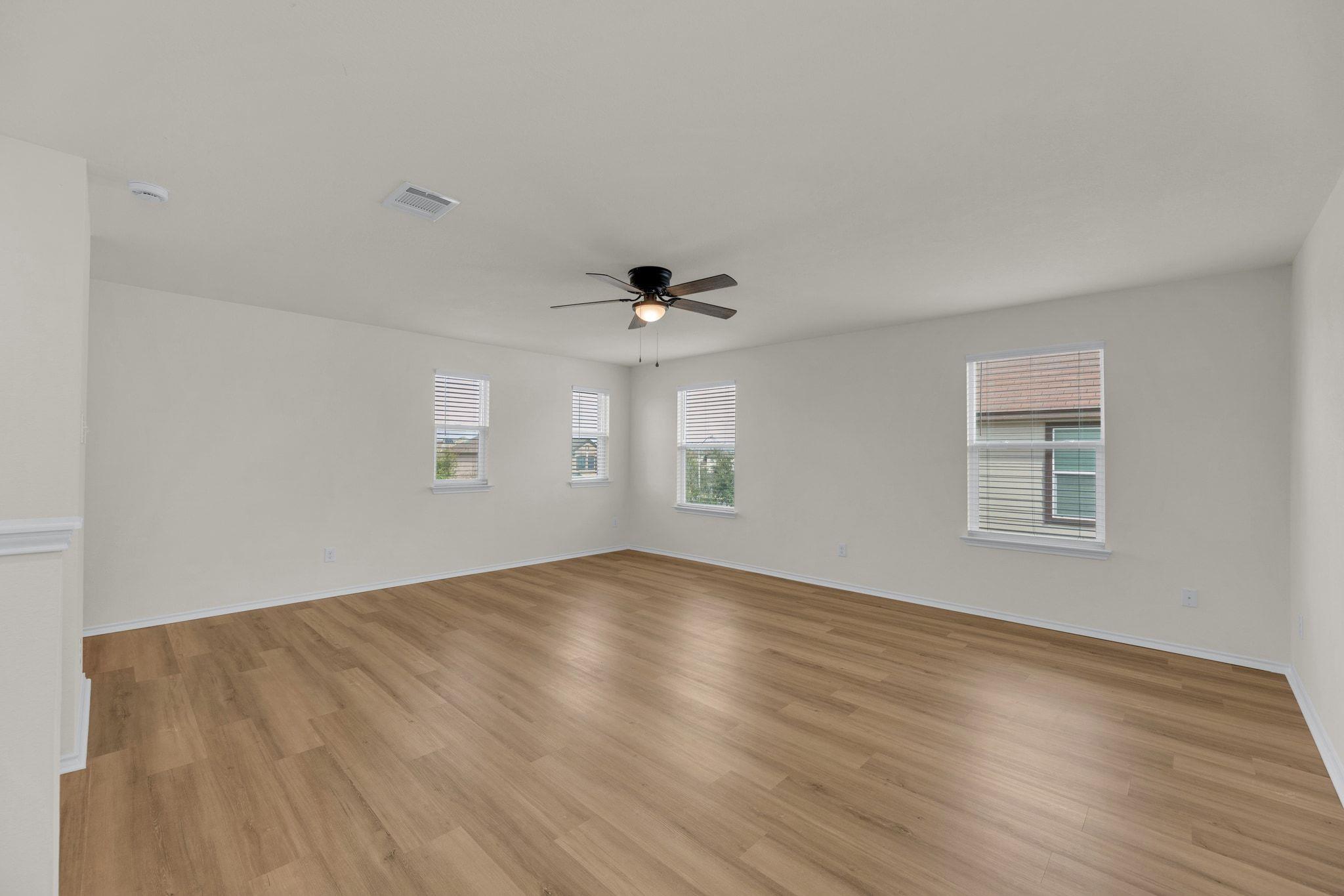 270 Apricot Dr, Kyle, TX 78640