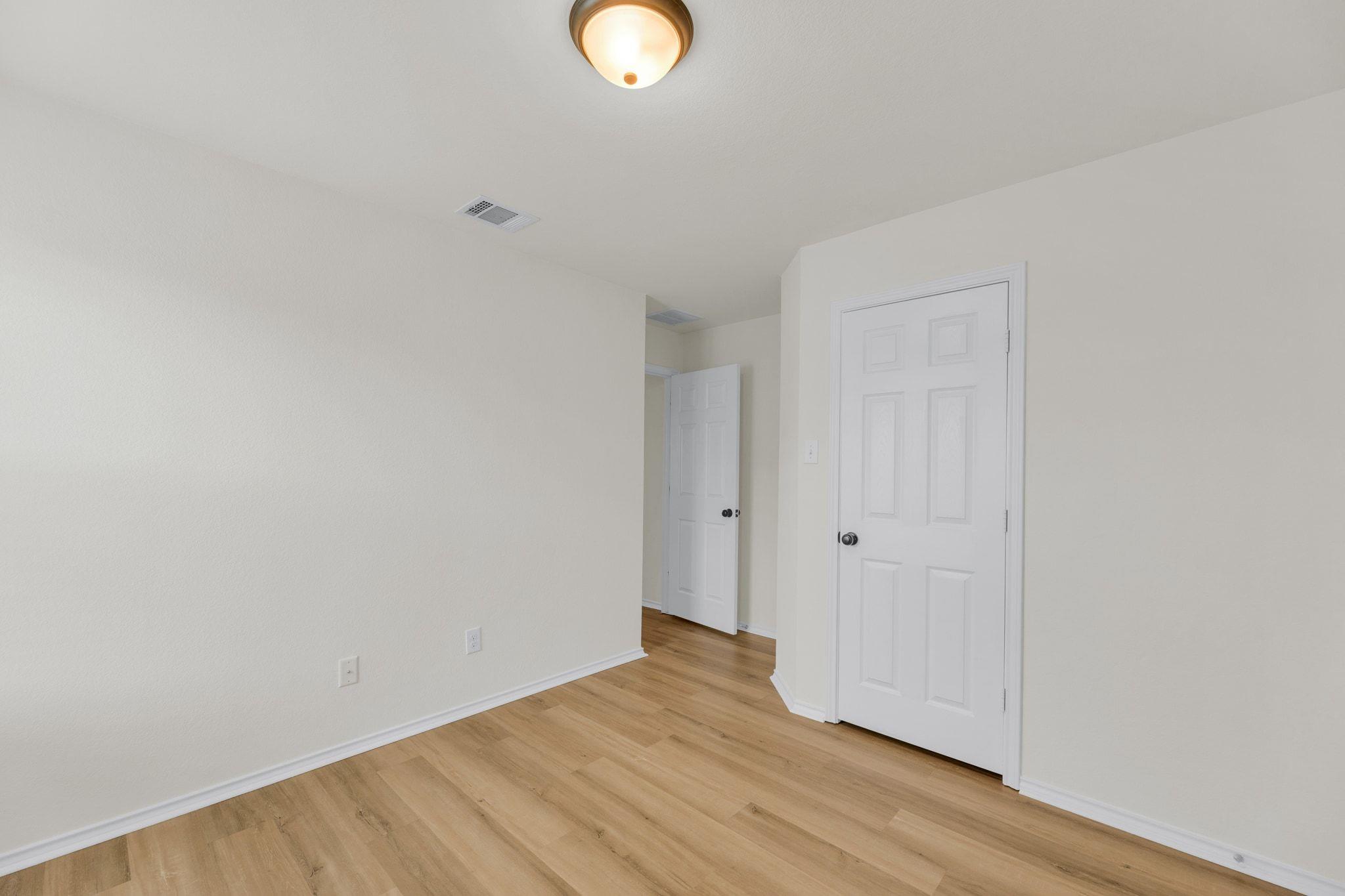 270 Apricot Dr, Kyle, TX 78640