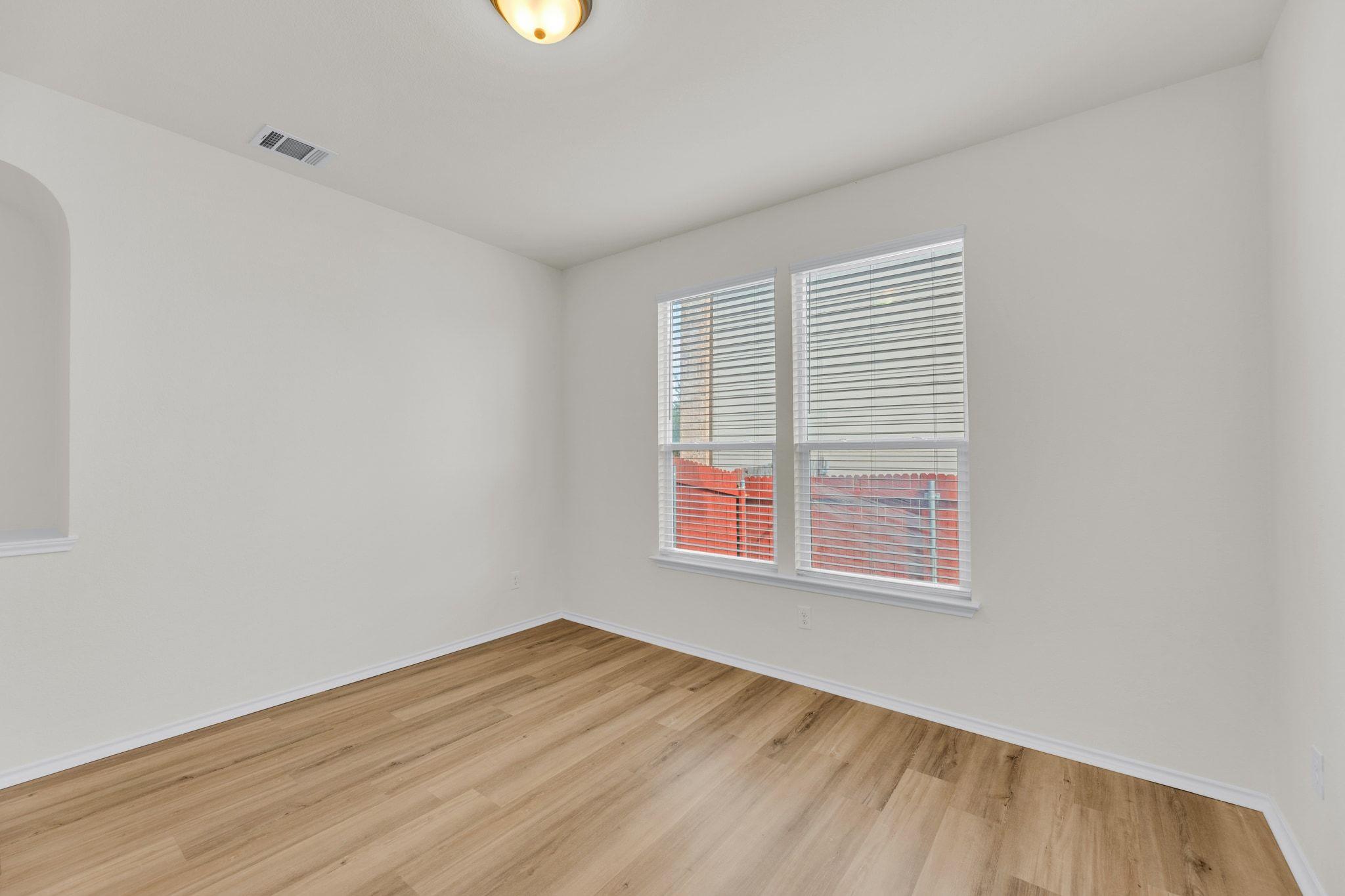 270 Apricot Dr, Kyle, TX 78640