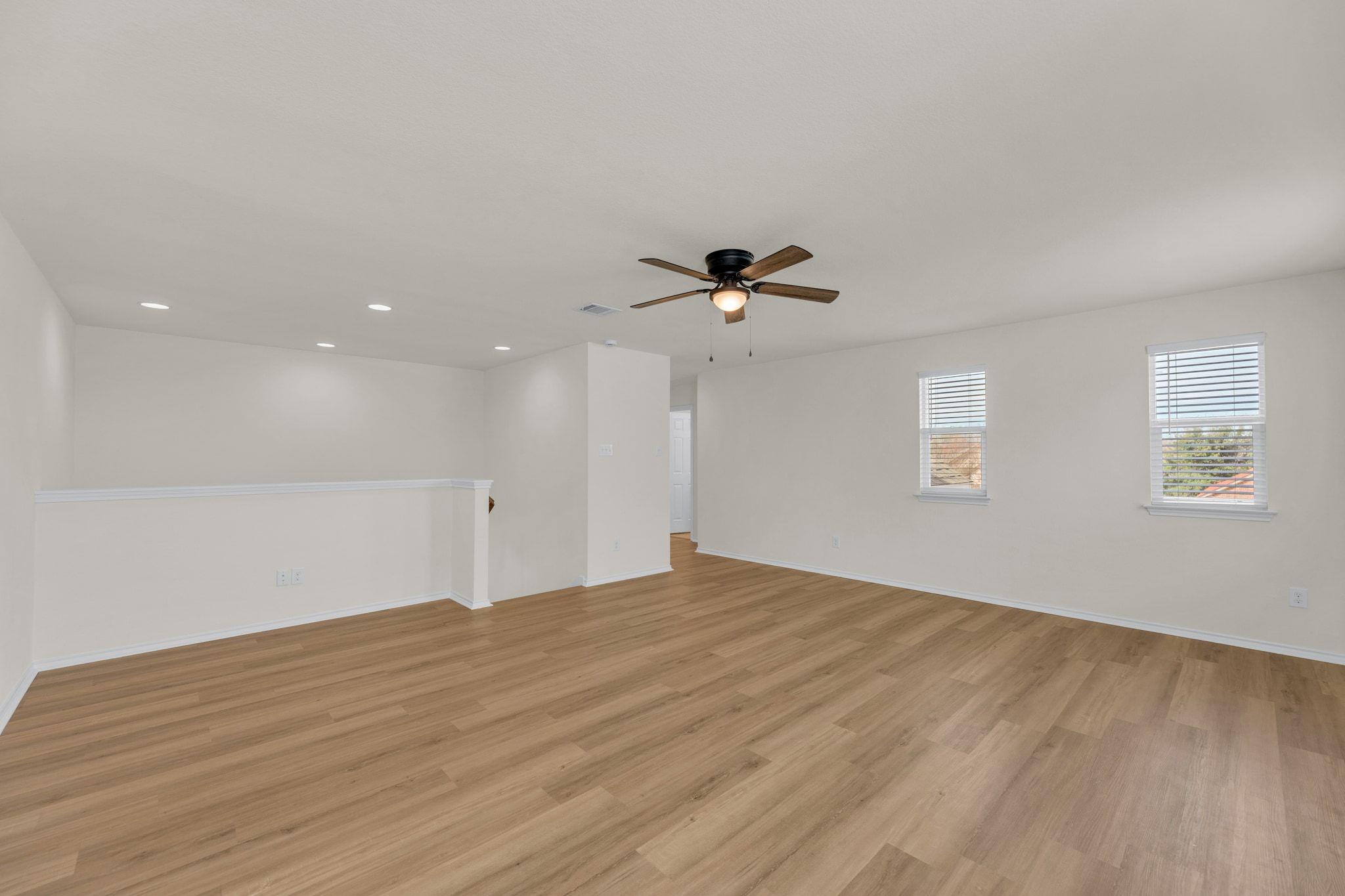 270 Apricot Dr, Kyle, TX 78640