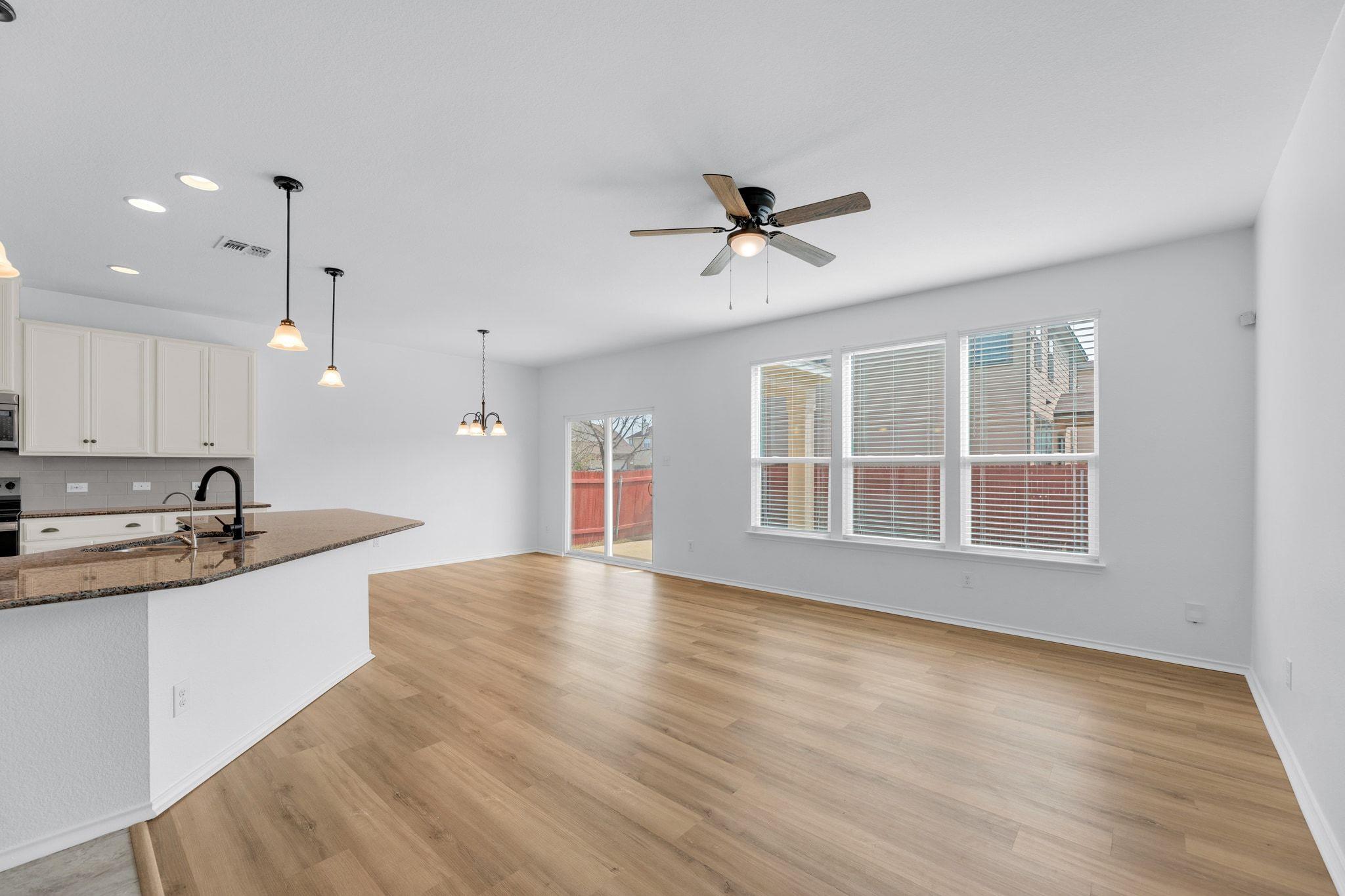 270 Apricot Dr, Kyle, TX 78640