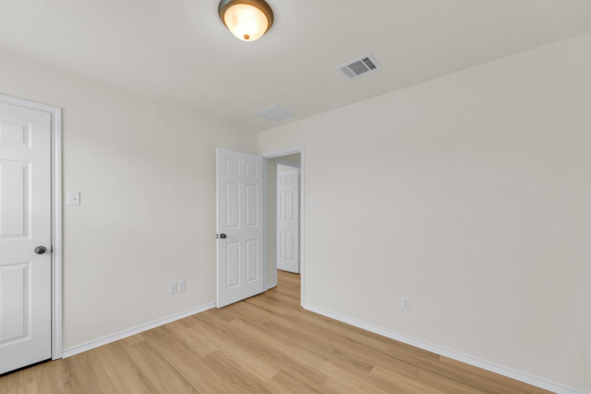 270 Apricot Dr, Kyle, TX 78640