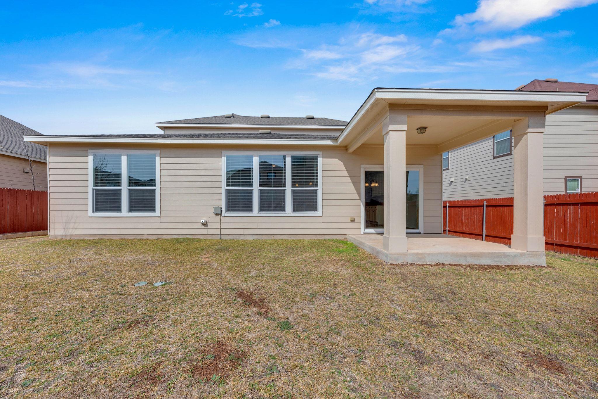 270 Apricot Dr, Kyle, TX 78640