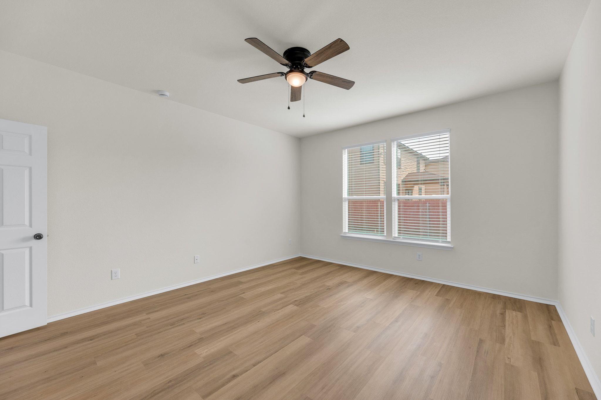 270 Apricot Dr, Kyle, TX 78640