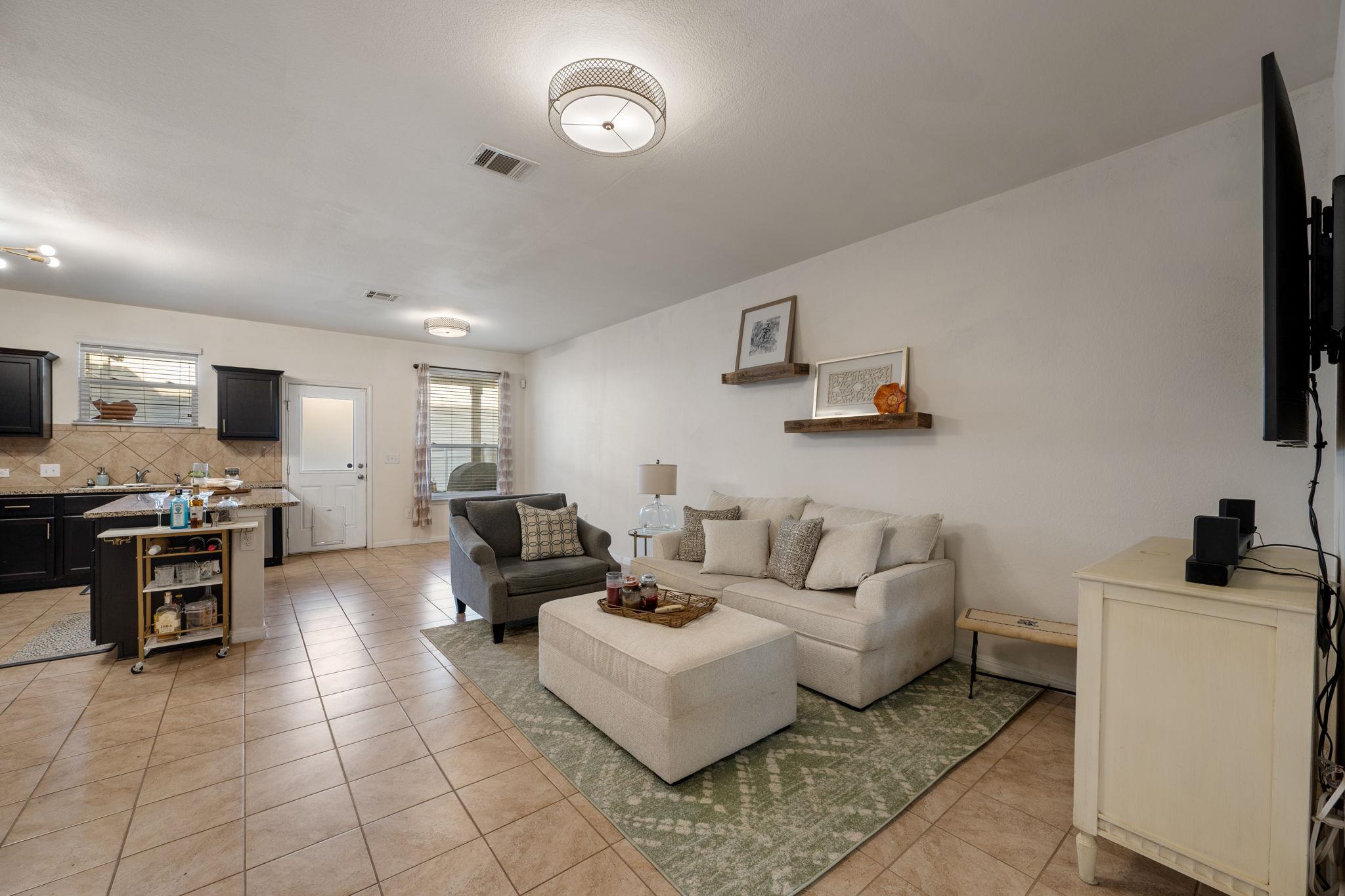 513 Katmai Cir, Pflugerville, TX 78660