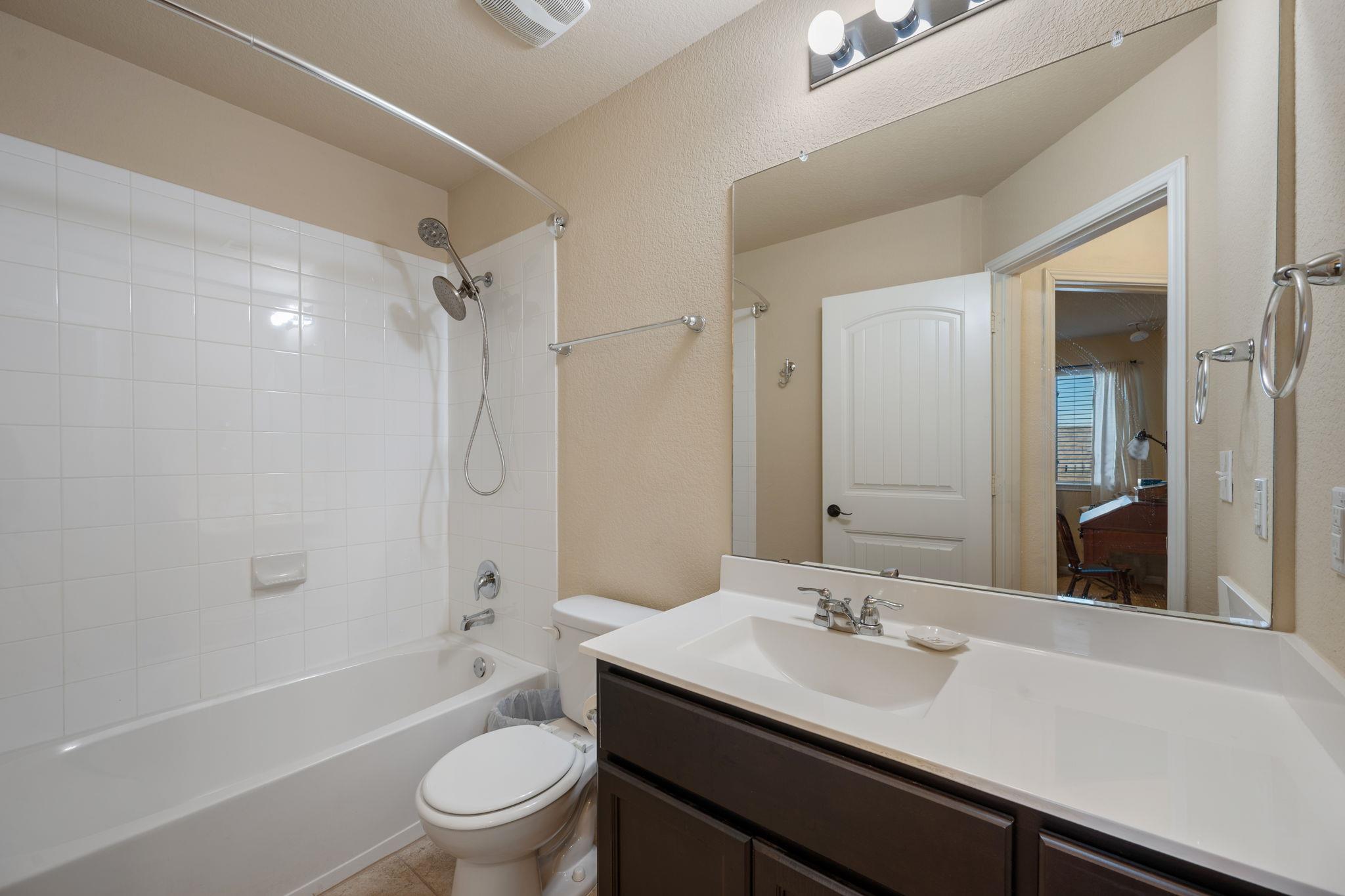 513 Katmai Cir, Pflugerville, TX 78660