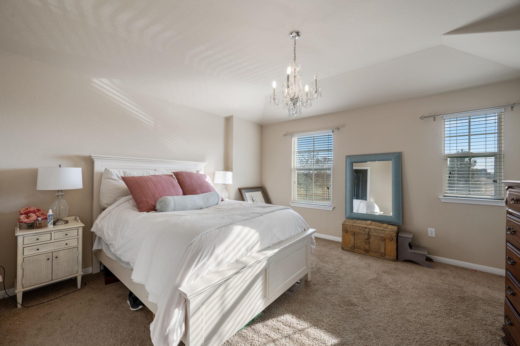 513 Katmai Cir, Pflugerville, TX 78660