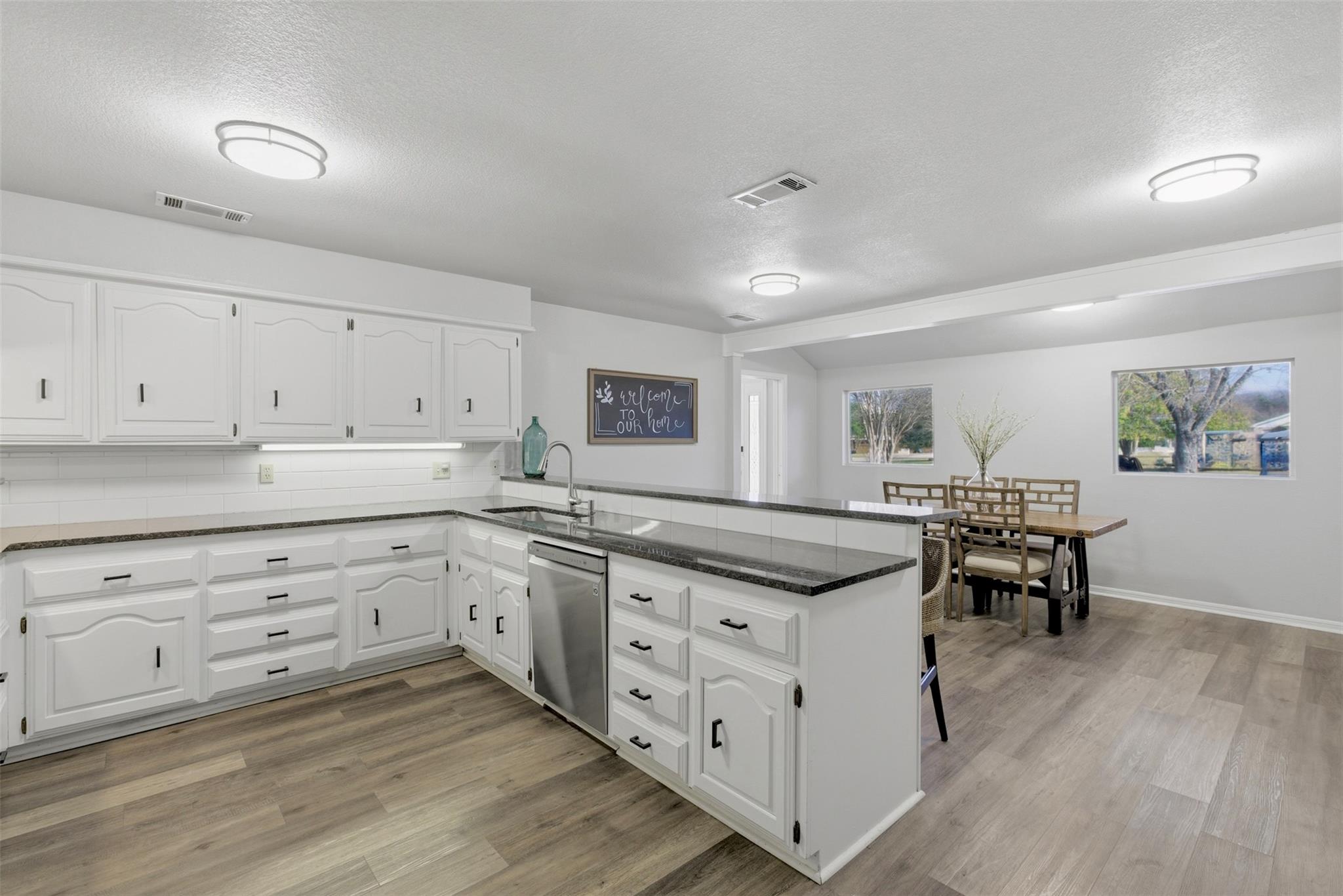 1710 Old Mill Rd # 12, Salado, TX 76571