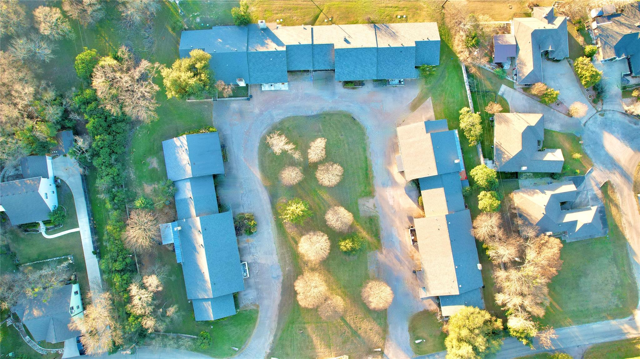 1710 Old Mill Rd # 12, Salado, TX 76571