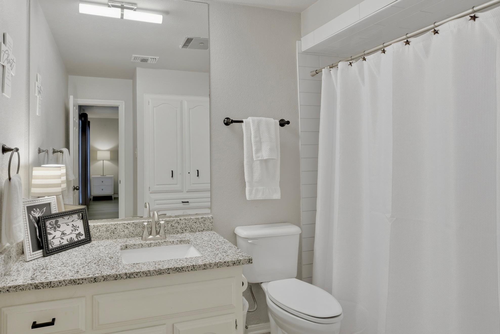 1710 Old Mill Rd # 12, Salado, TX 76571