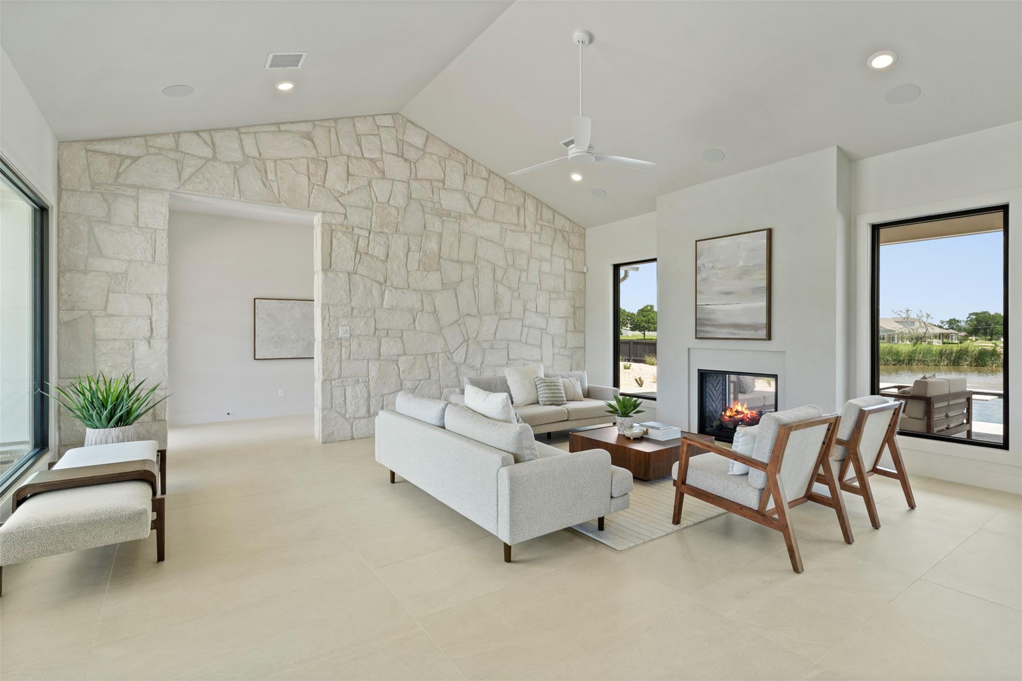 298 Glenview Cir, Belton, TX 76513