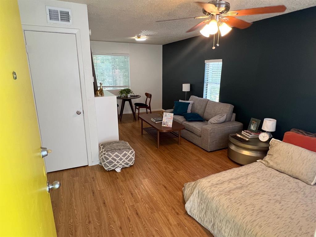 4209 Avenue B # 202, Austin, TX 78751