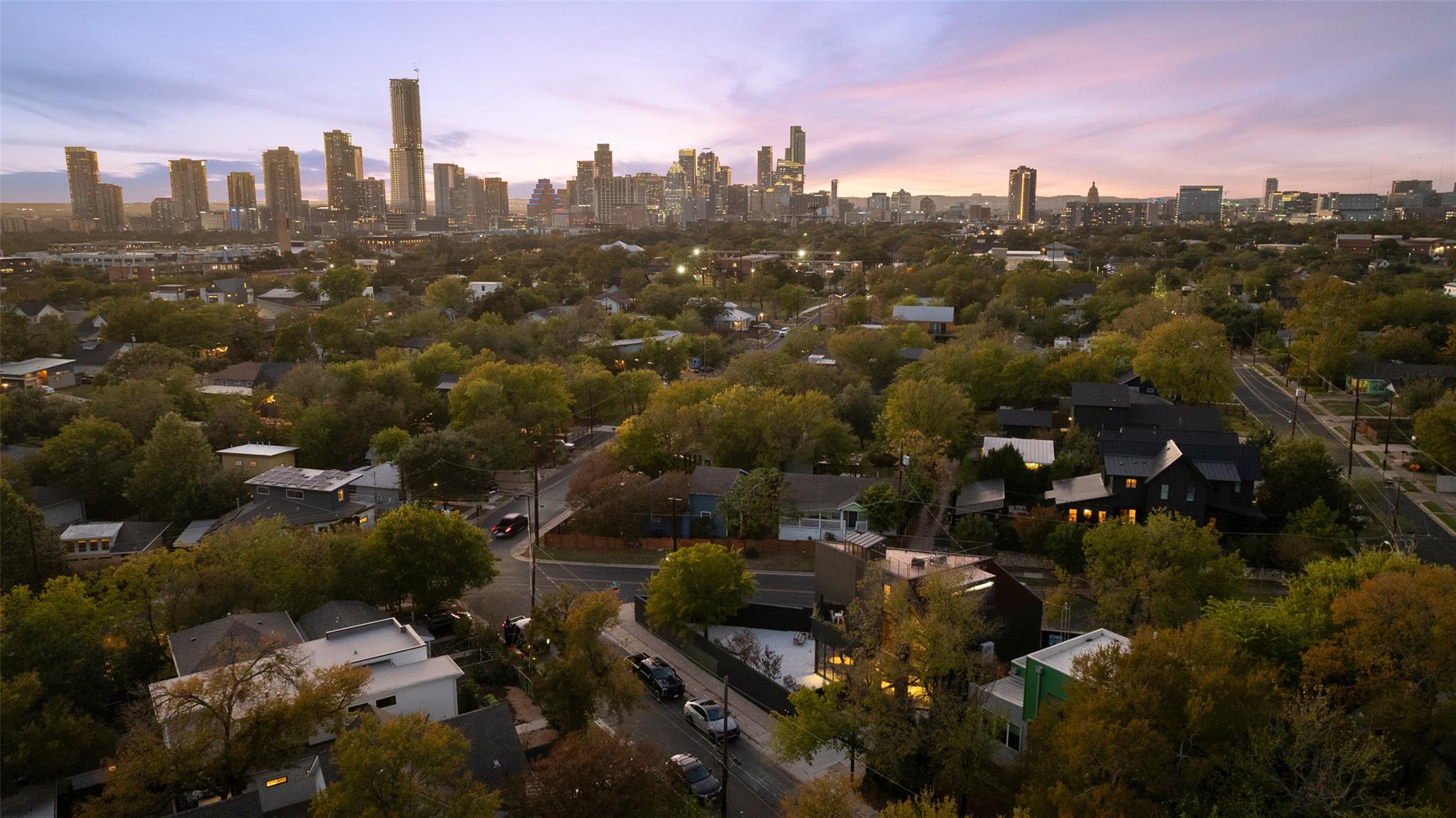 2302 E 11th St, Austin, TX 78702