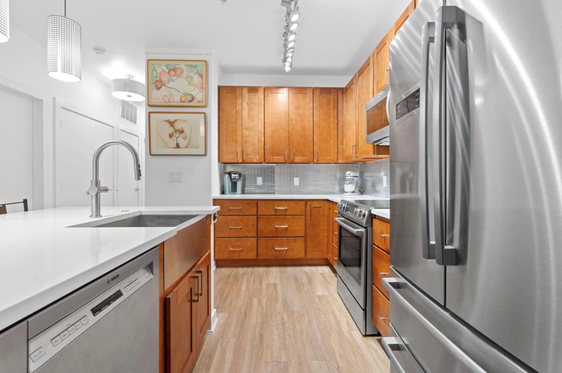 1900 Barton Springs Rd # 3031, Austin, TX 78704