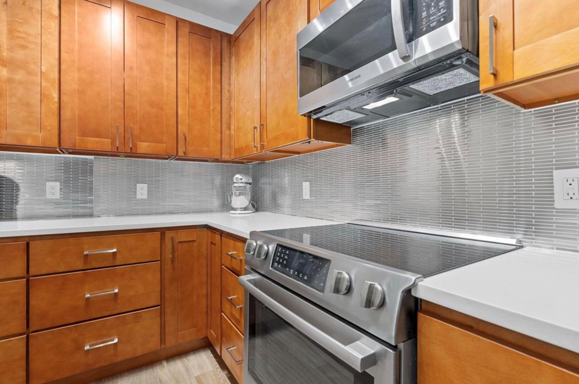 1900 Barton Springs Rd # 3031, Austin, TX 78704