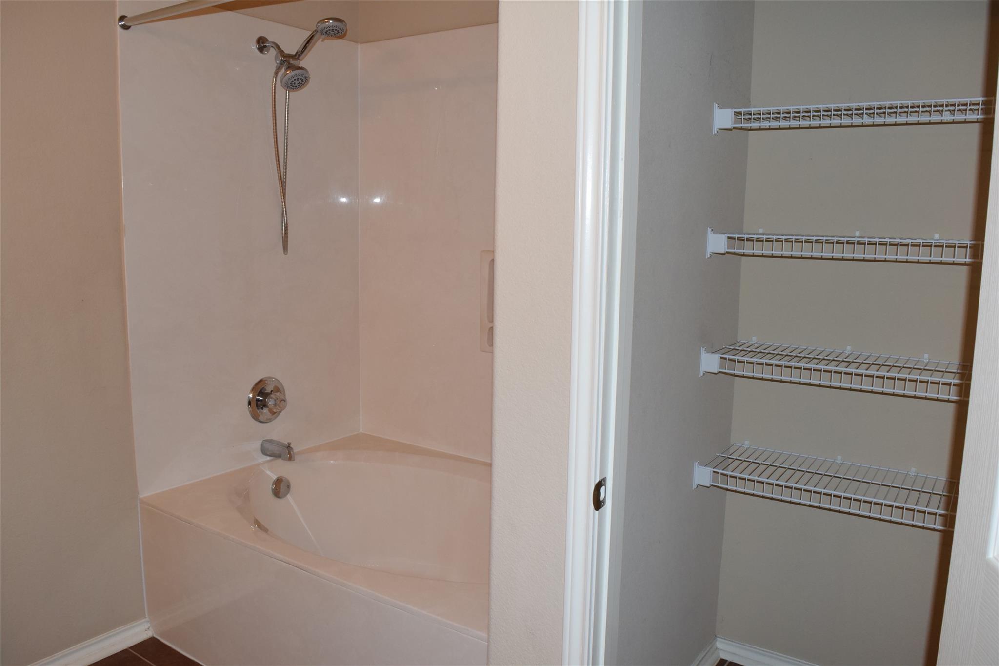 11717 Alexs Ln, Austin, TX 78748