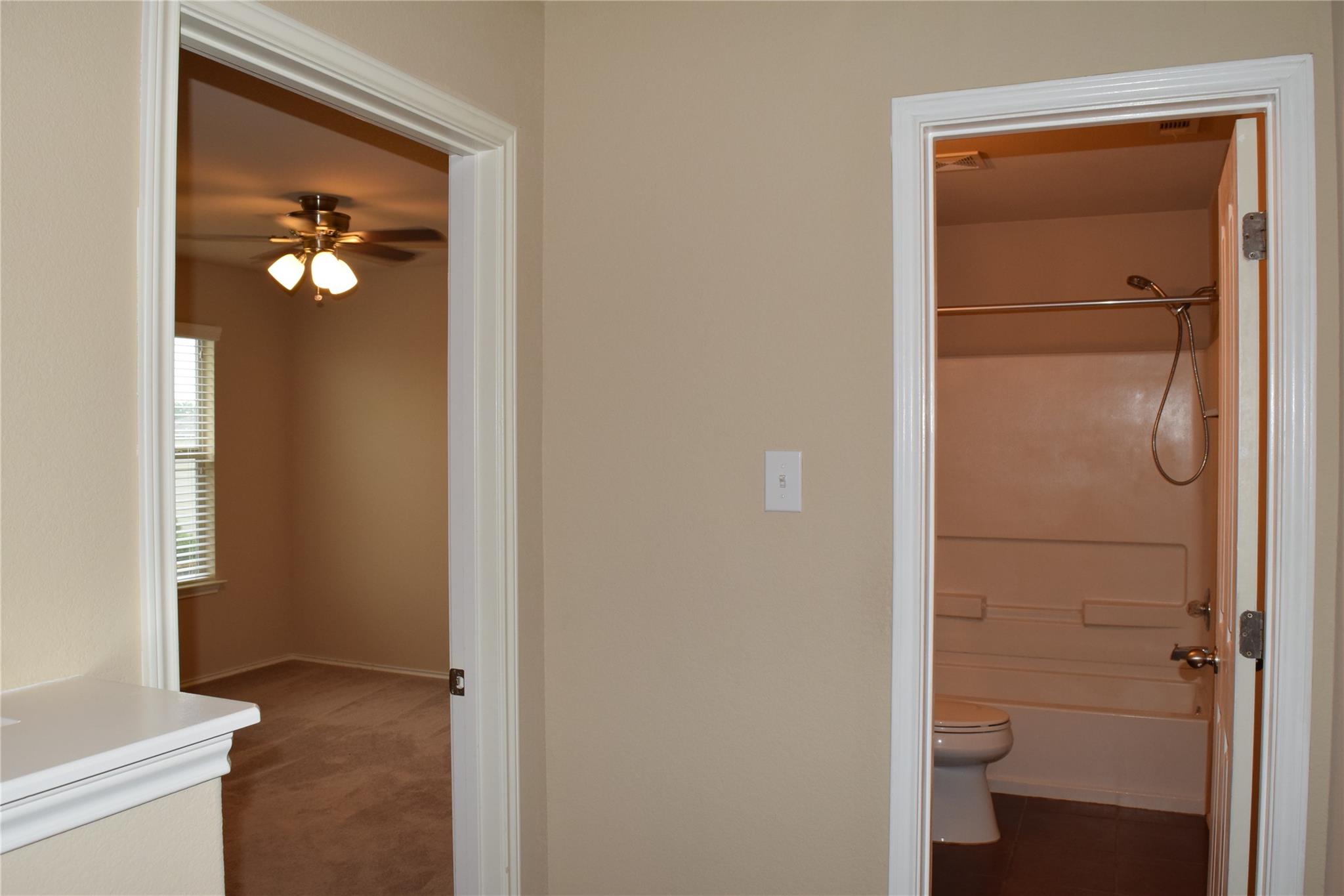 11717 Alexs Ln, Austin, TX 78748