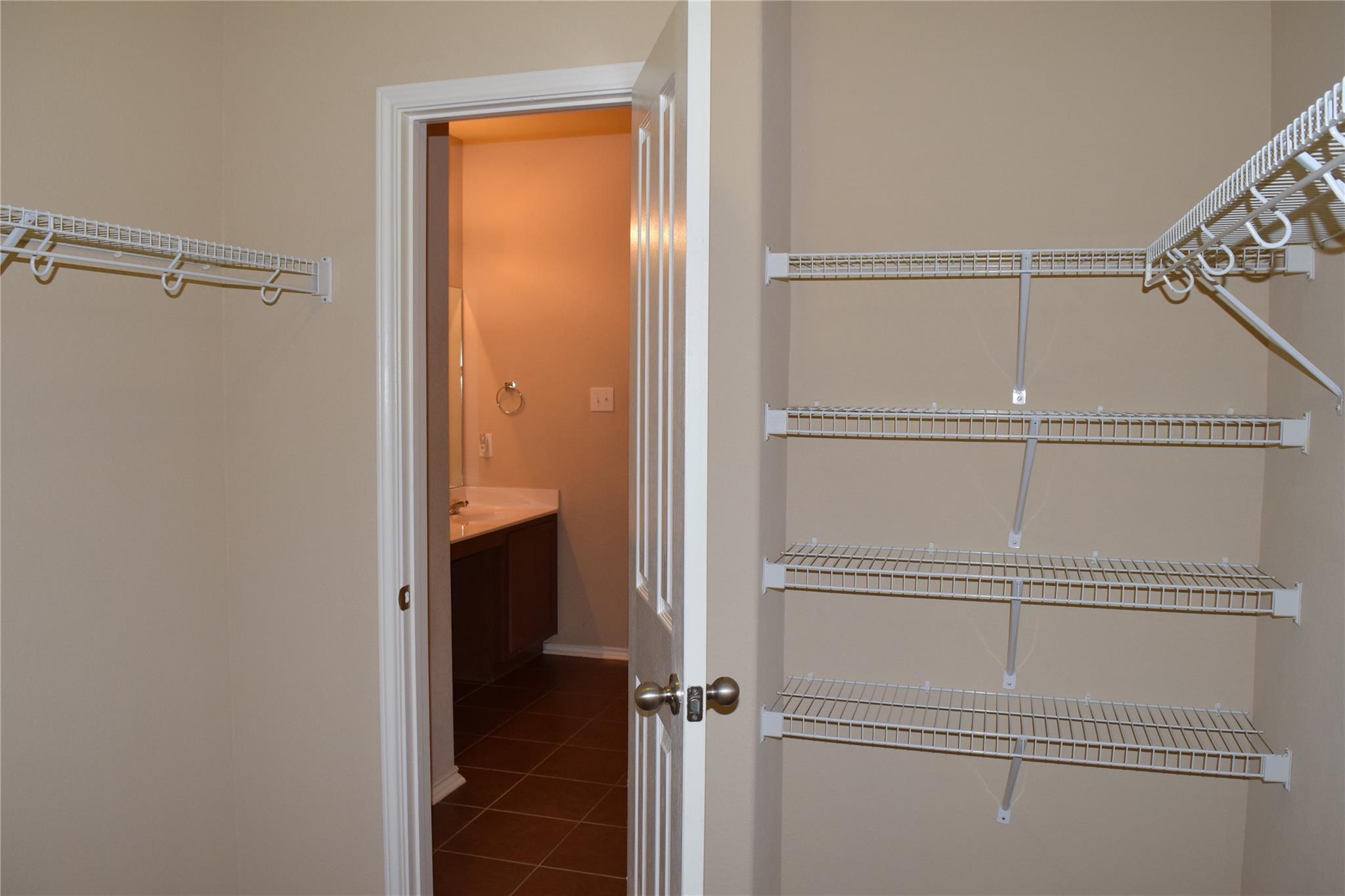 11717 Alexs Ln, Austin, TX 78748