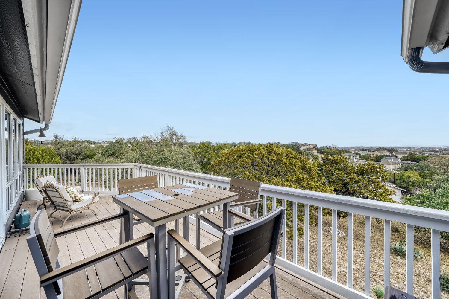 18523 Staghorn Dr, Point Venture, TX 78645