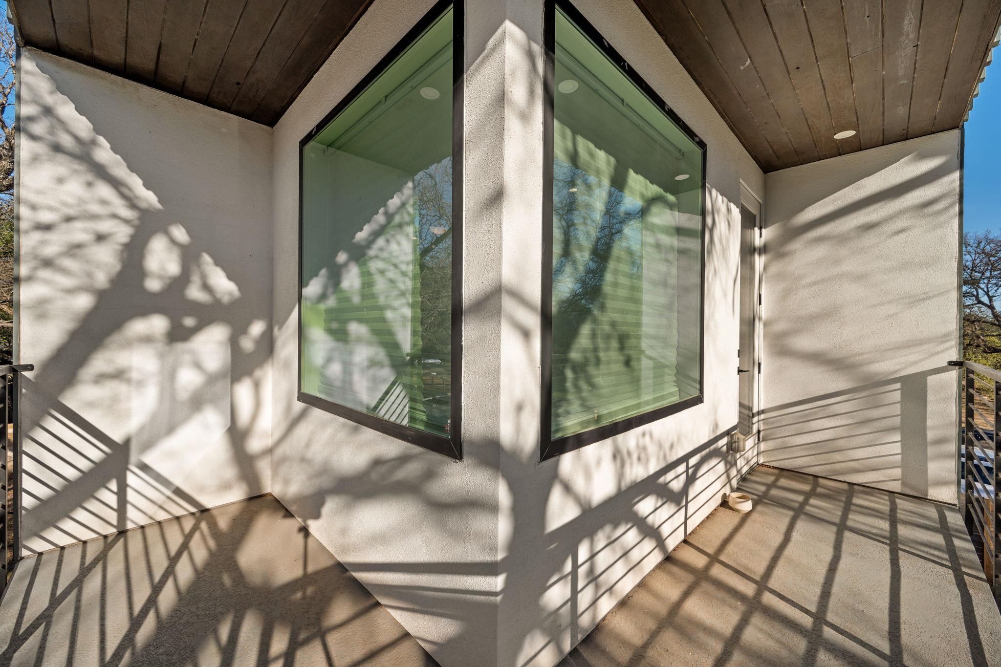 910 Nalide St # B, Austin, TX 78745