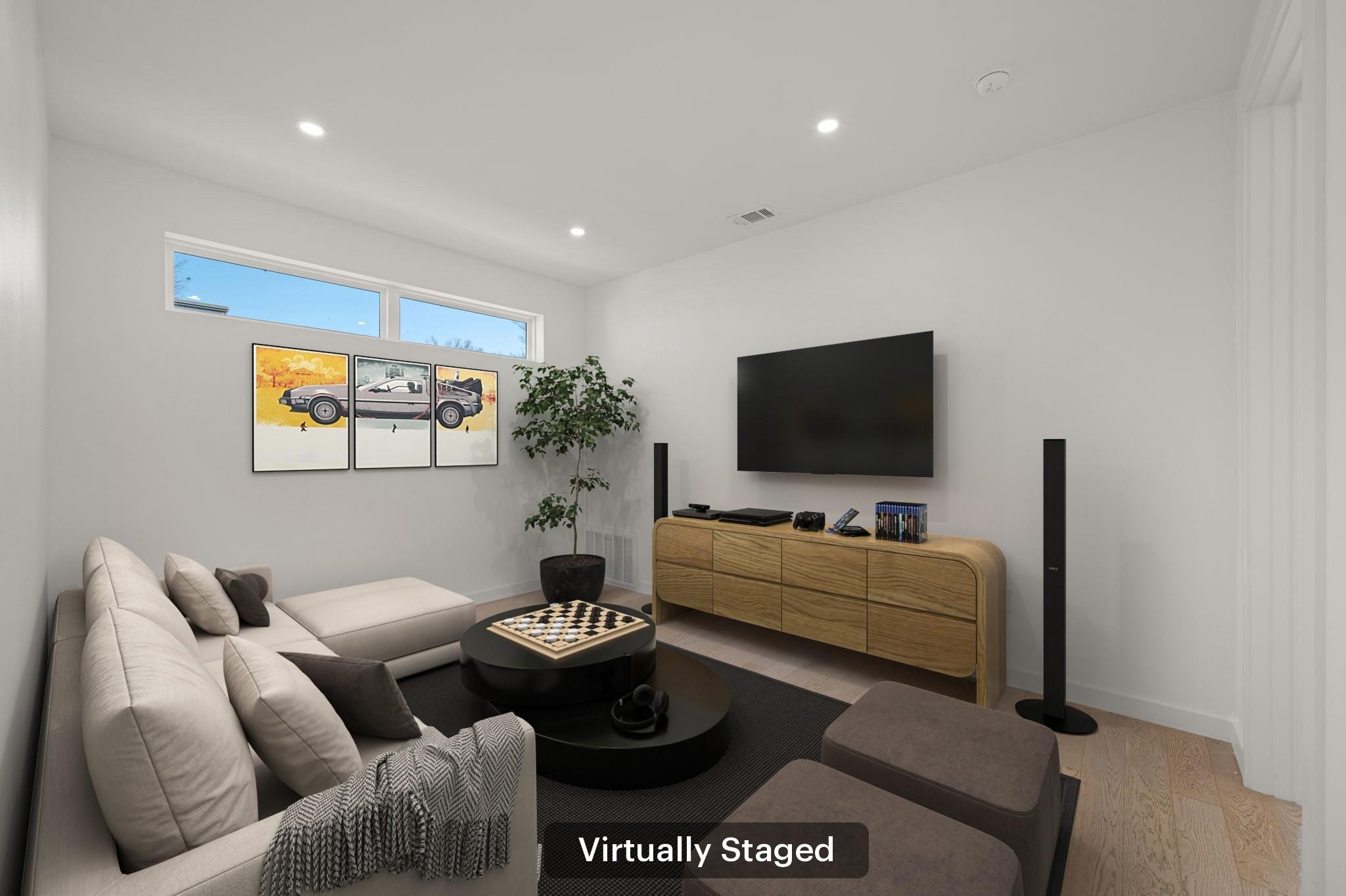 910 Nalide St # B, Austin, TX 78745