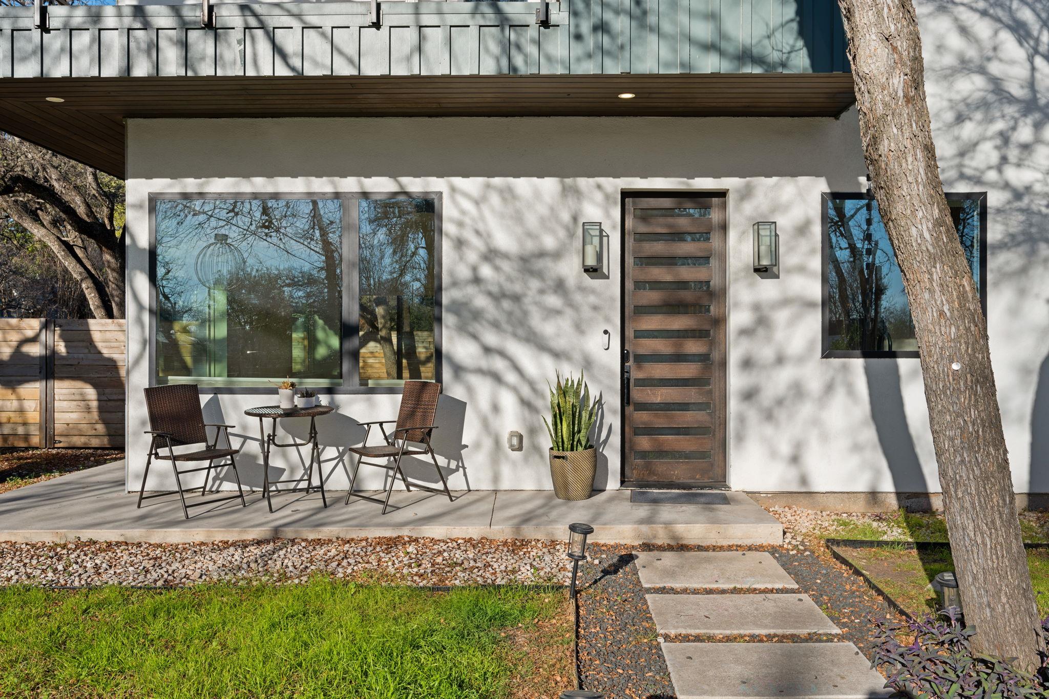 910 Nalide St # B, Austin, TX 78745