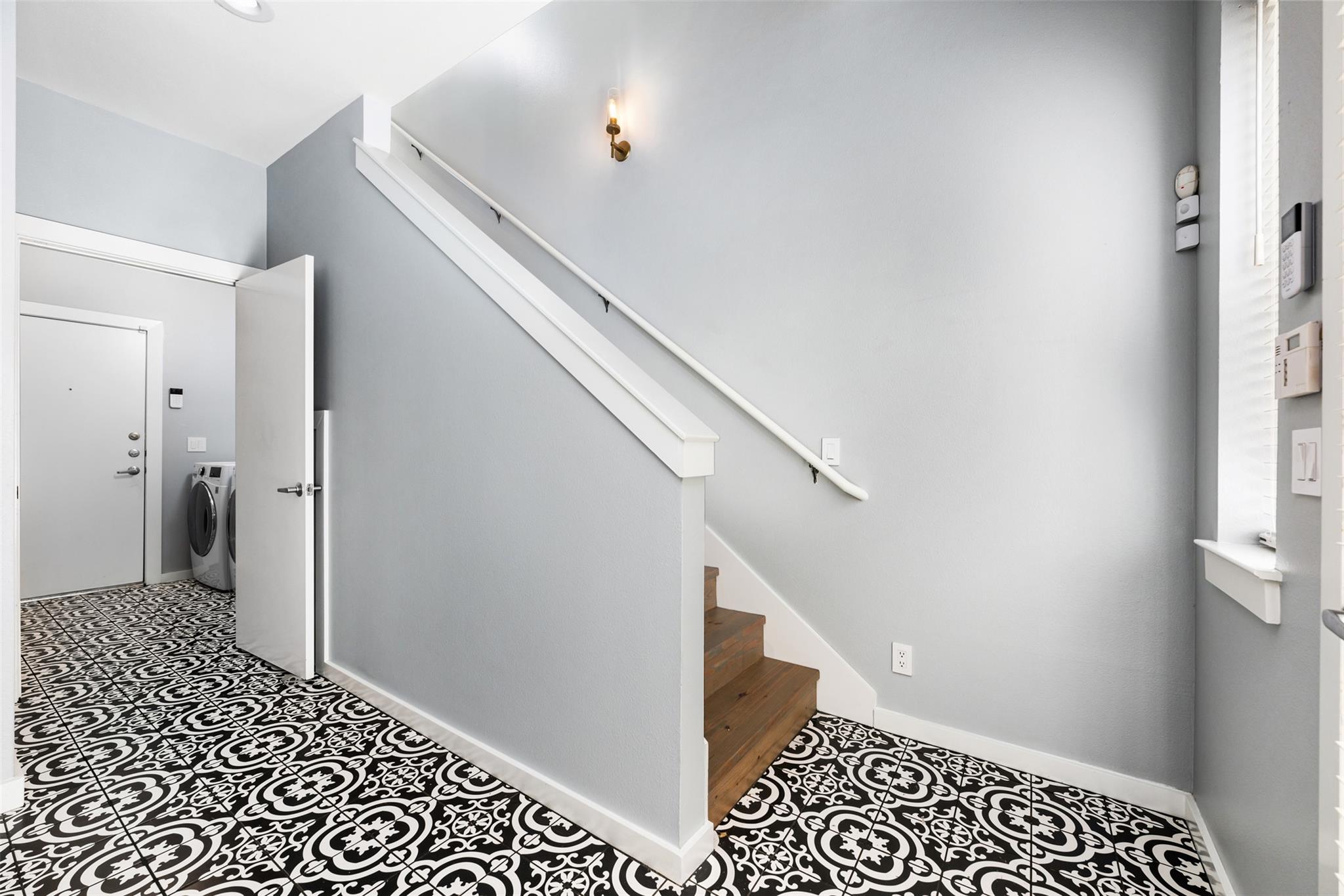 1209 Kinney Ave # D, Austin, TX 78704