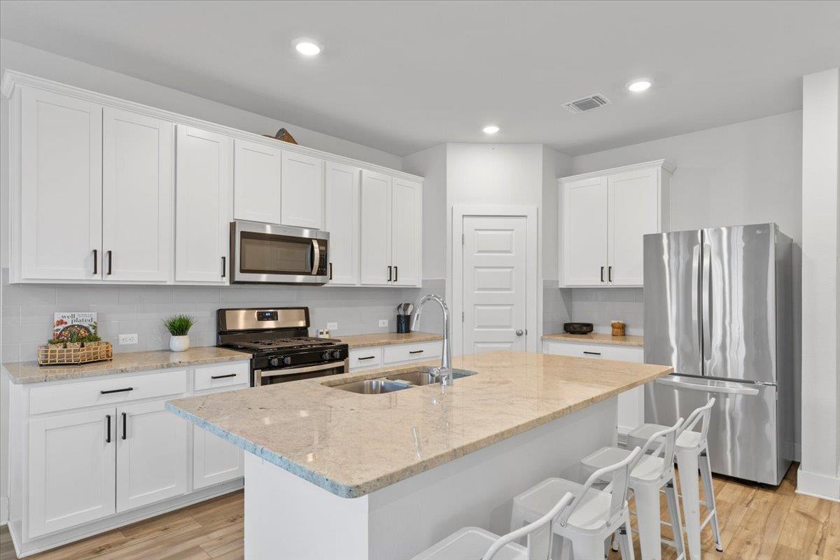 7103 Terrazzo Cottage Ln # 33, Austin, TX 78744