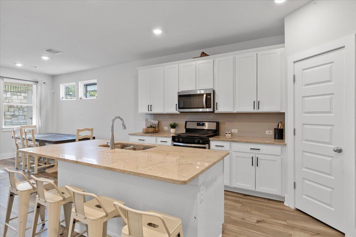 7103 Terrazzo Cottage Ln # 33, Austin, TX 78744