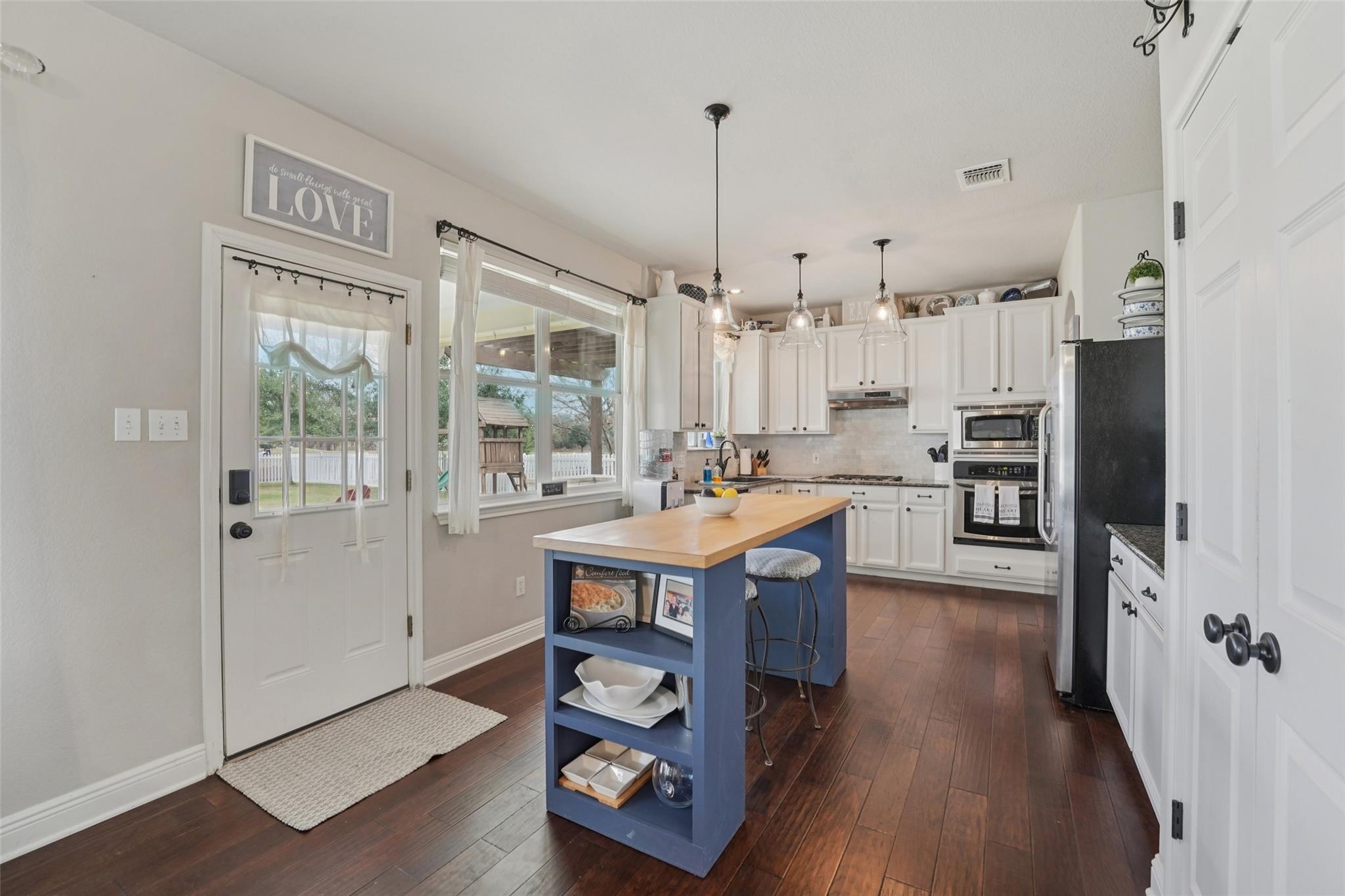 316 Caraway, Kyle, TX 78640