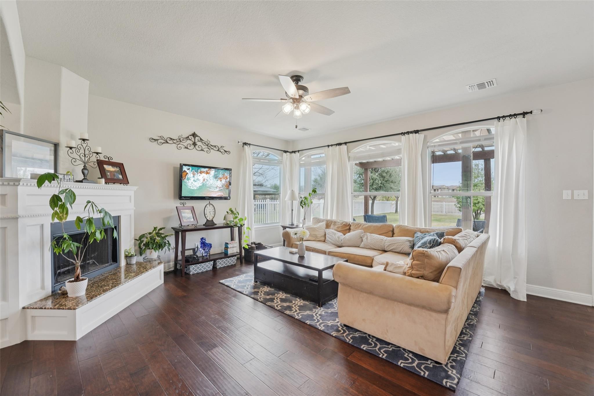 316 Caraway, Kyle, TX 78640