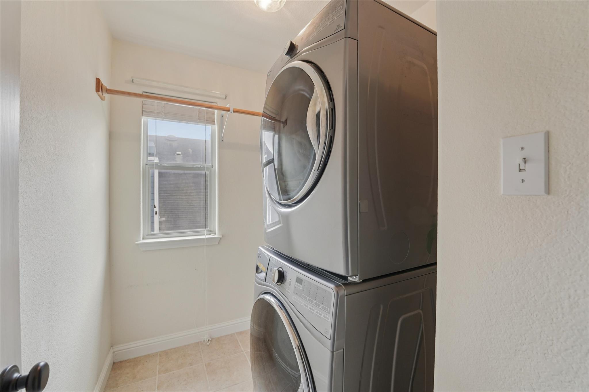 316 Caraway, Kyle, TX 78640